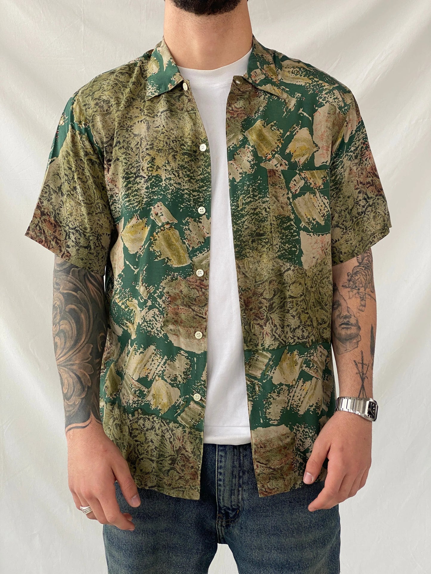 Vintage 90s Oleg Cassini Green Half Sleeve Men‘s Shirt - M - Balagan Vintage Half Sleeve Top 90s, half sleeve shirt, Hamza, mens shirt, winter