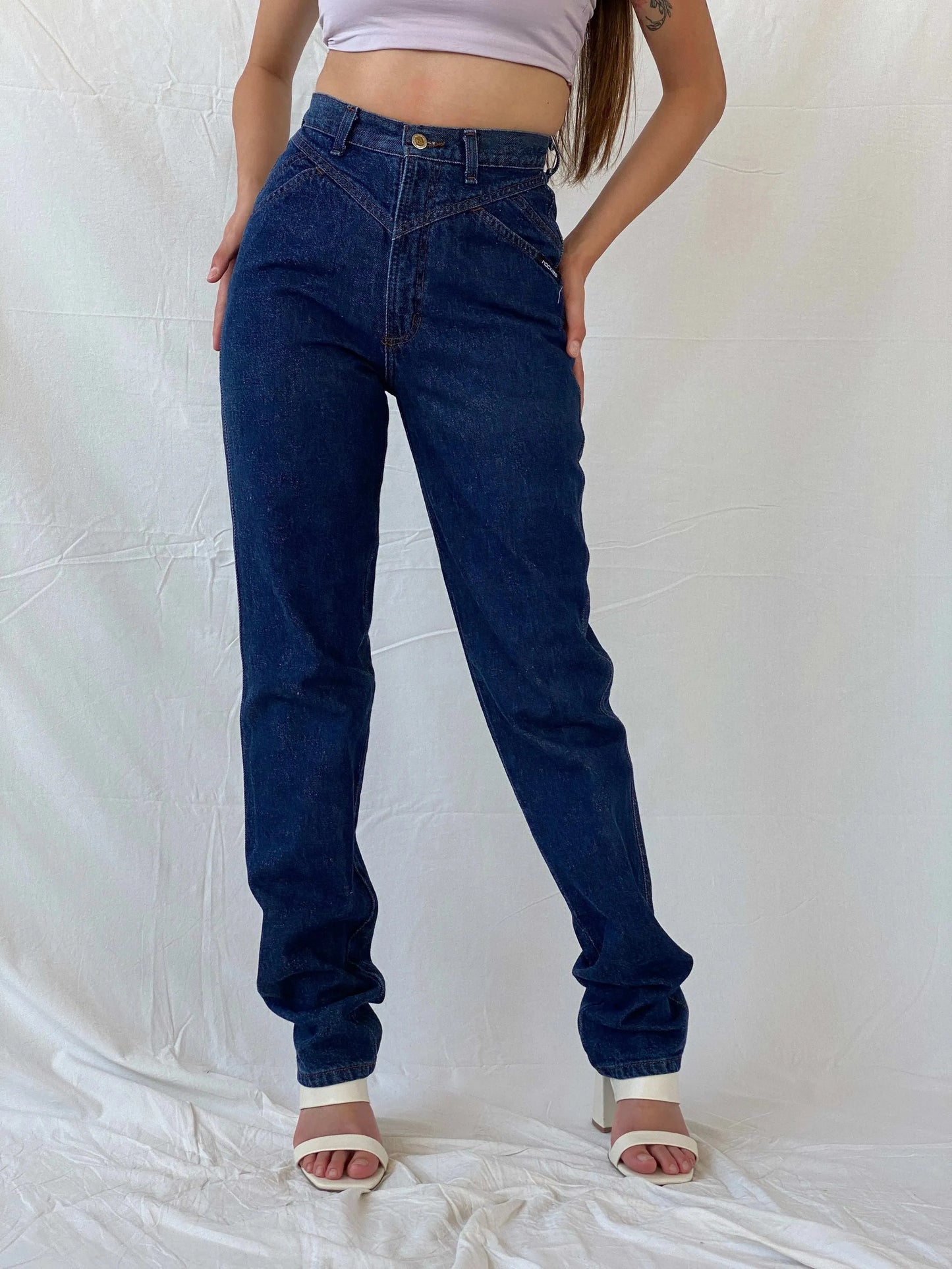 Vintage 90s Rocky Mountains Jeans - Balagan Vintage Jeans 90s, denim, high waisted jeans, Mira, straight cut jeans, vintage jeans, women jeans