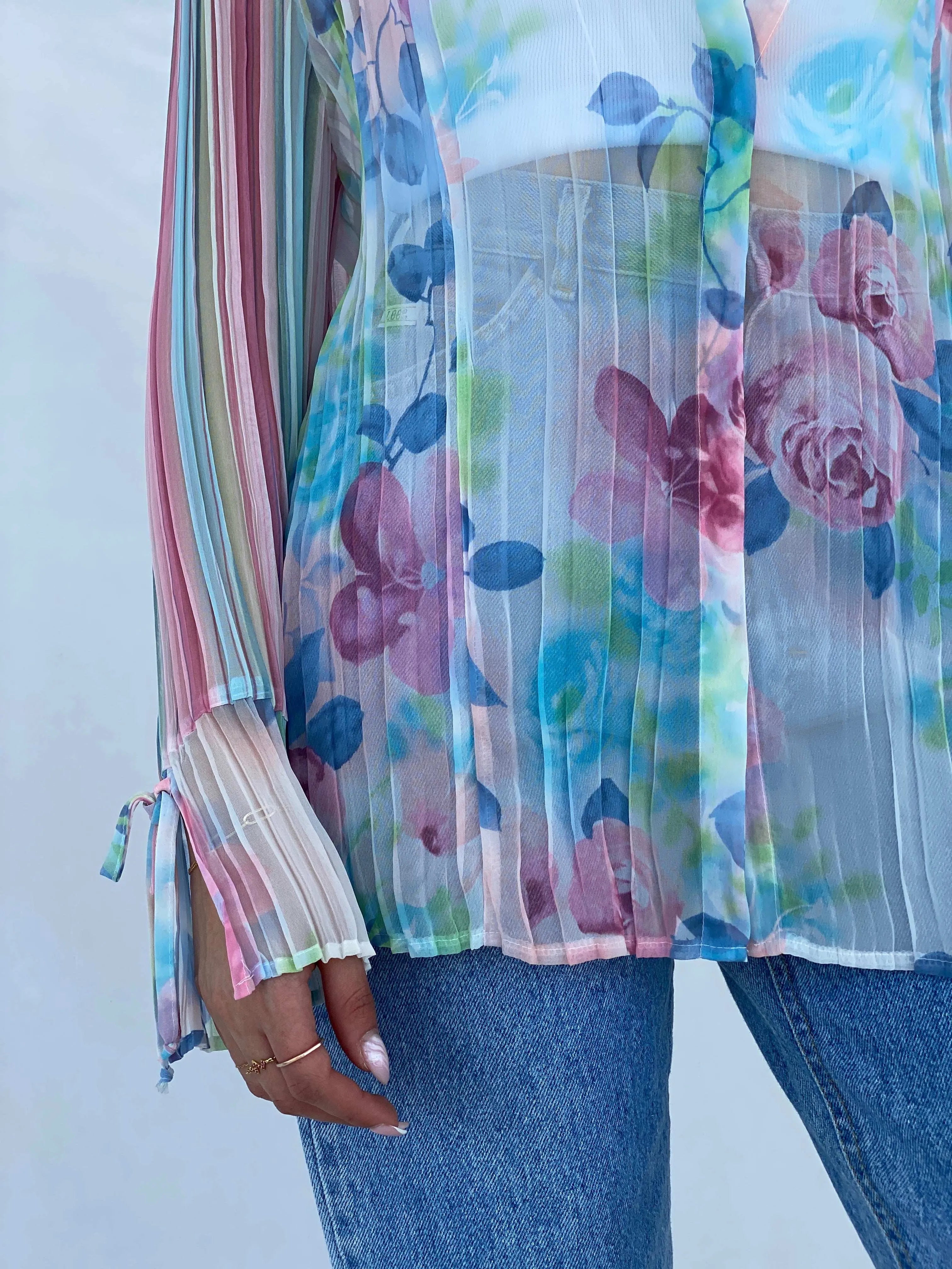 Vintage 90s SE STENAU Sheer Floral Shirt - Size XL - Balagan Vintage Full Sleeve Shirt 90s, floral, floral mesh, floral print, floral shirt, Juana