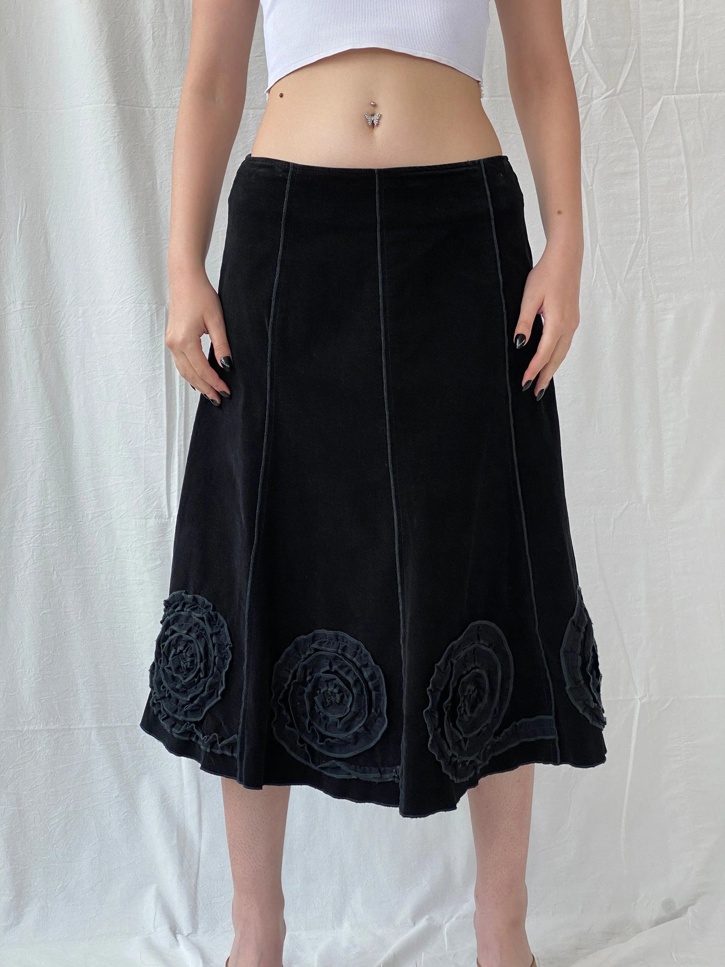 Vintage 90s Tence Black Grunge Spiral Details Midi Velvet A-Line Skirt - M - Balagan Vintage Midi Skirt 00s, Ayah, midi skirt, women skirt