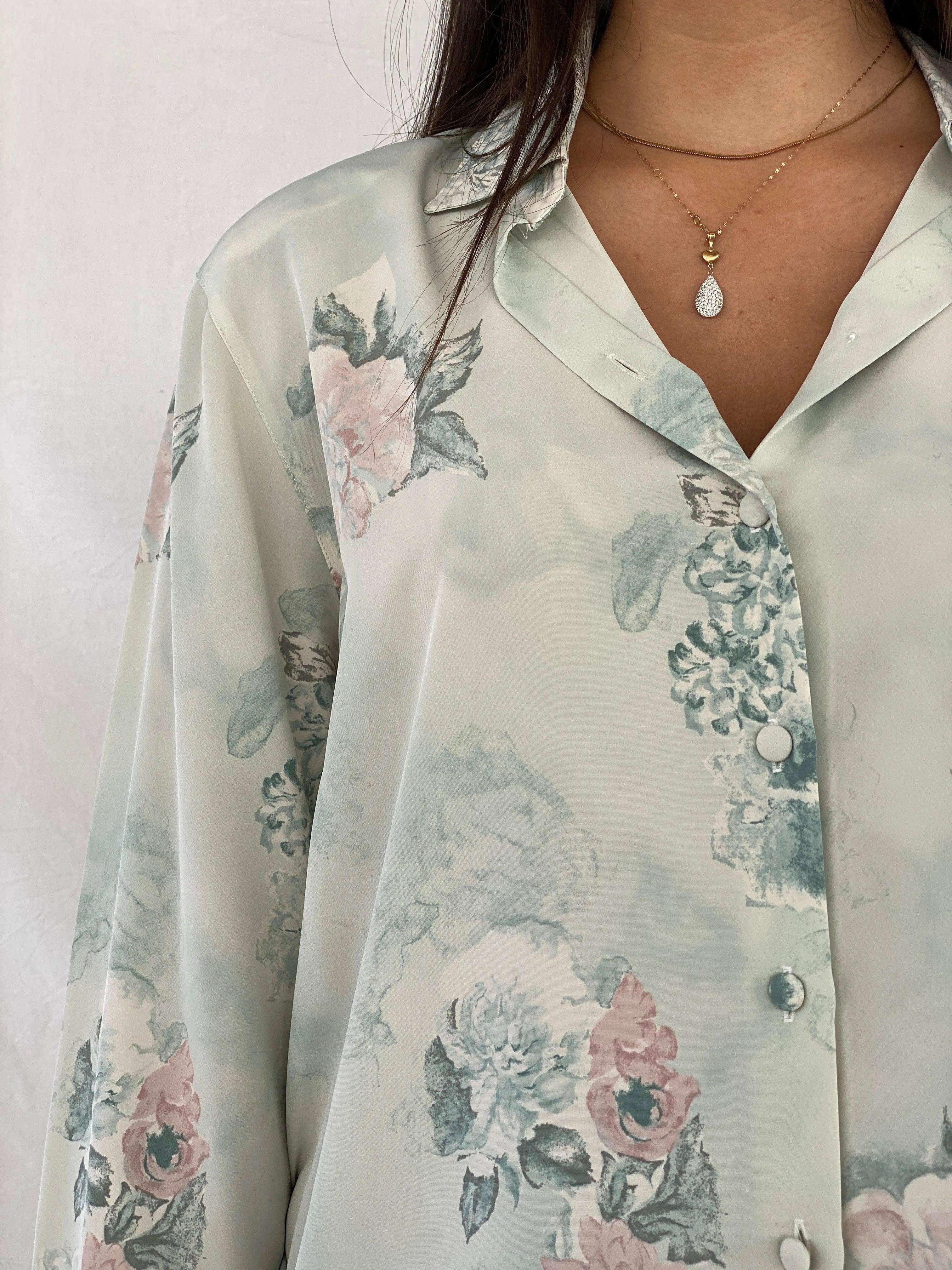 Vintage 90s UN JOUR AILLEURS Floral Shirt - Balagan Vintage Full Sleeve Shirt 00s, 90s, Deals, full sleeve shirt, Rama