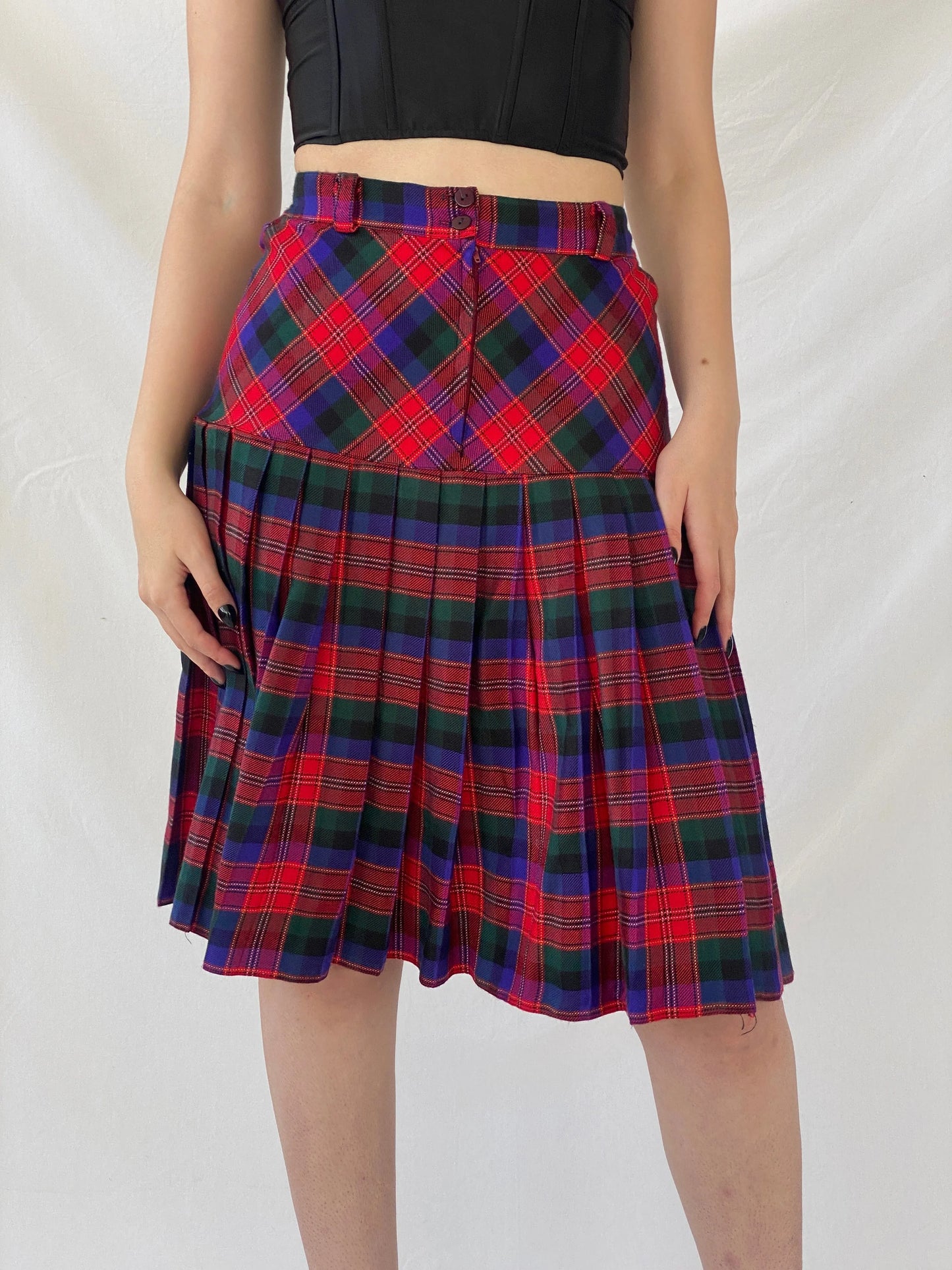 Vintage ABONE Giyim Plaid Pleated Red Wool Blend Midi Drop Waist Skirt - M - Balagan Vintage Midi Skirt Ayah, midi skirt, plaid, plaid skirt, striped, winter