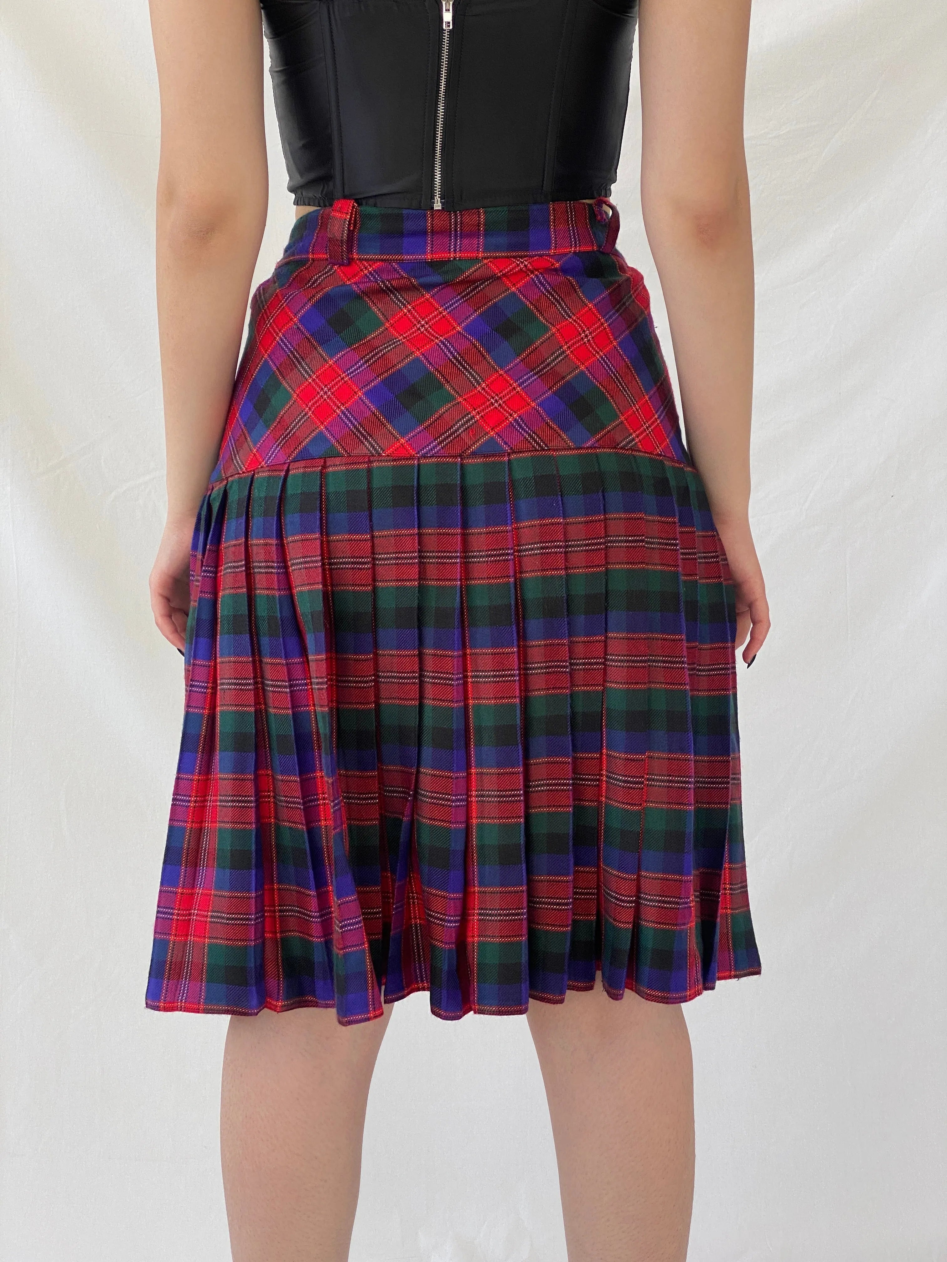 Vintage ABONE Giyim Plaid Pleated Red Wool Blend Midi Drop Waist Skirt - M - Balagan Vintage Midi Skirt Ayah, midi skirt, NEW IN, plaid, plaid skirt, striped, winter