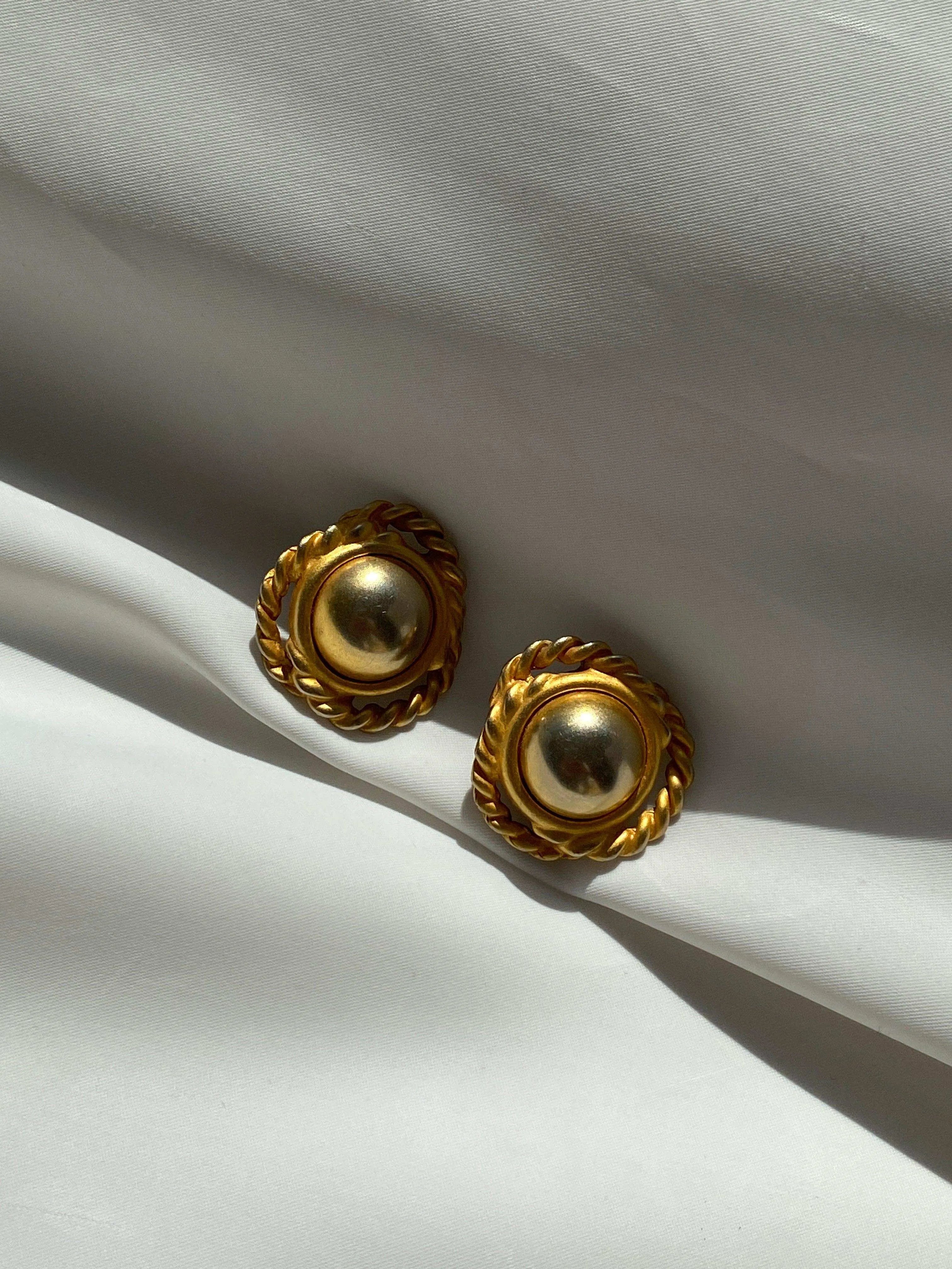 Vintage Art Deco Gold Stud Earrings - Balagan Vintage Earrings 90s