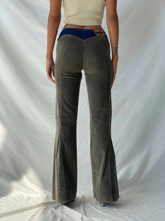 Vintage BCBG Maxazria Corduroy Denim Patch Flare Western Jeans - Balagan Vintage Jeans 00s, cowboy, denim, flare, flare jeans, jeans, Tojan