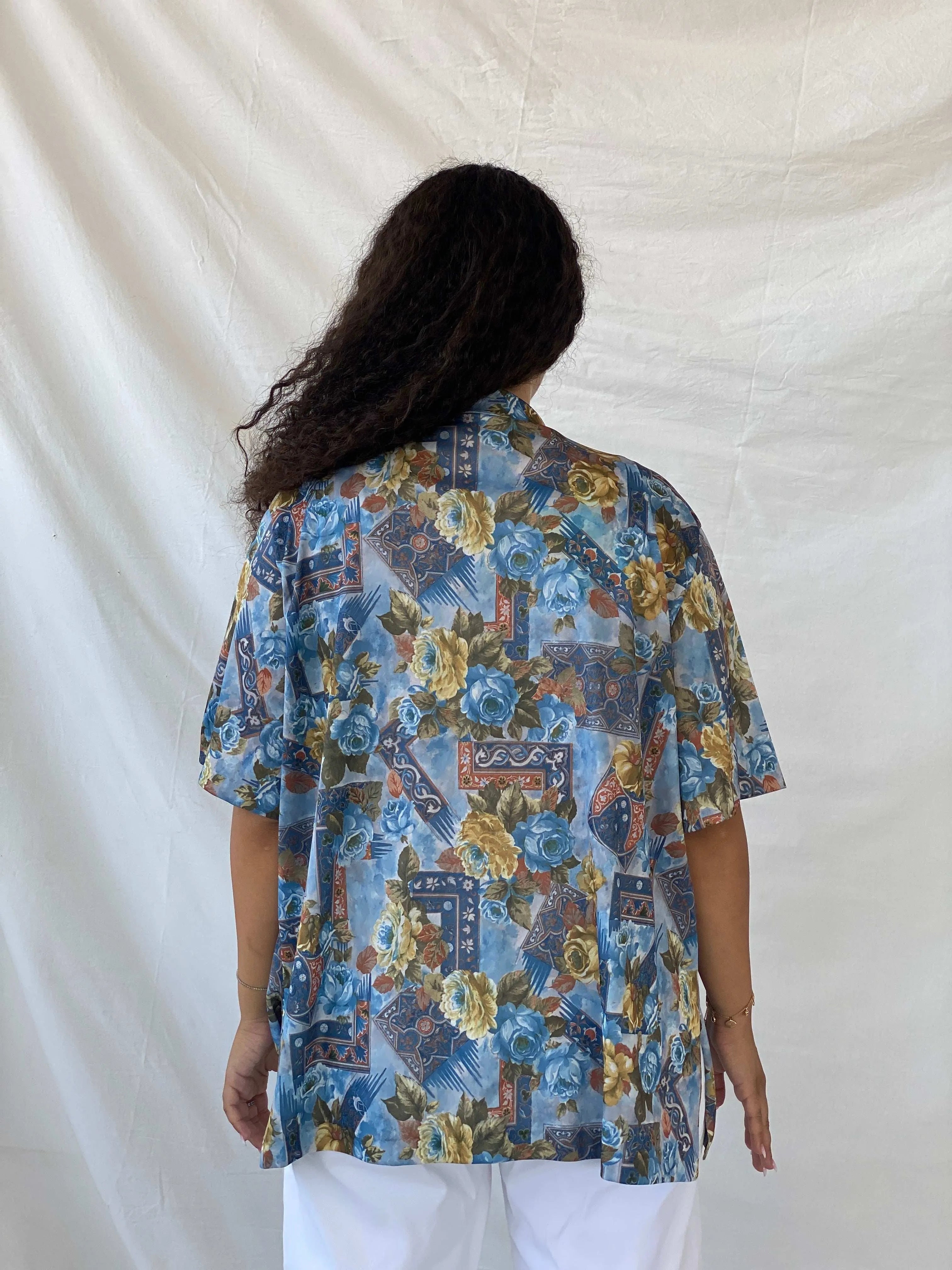 Vintage Blue Floral Print Half-Sleeve Oversized Shirt - XL - Balagan Vintage Half Sleeve Shirt 00s, 90s, Dina, floral, floral shirt, half sleeve shirt, oversized, oversized shirt