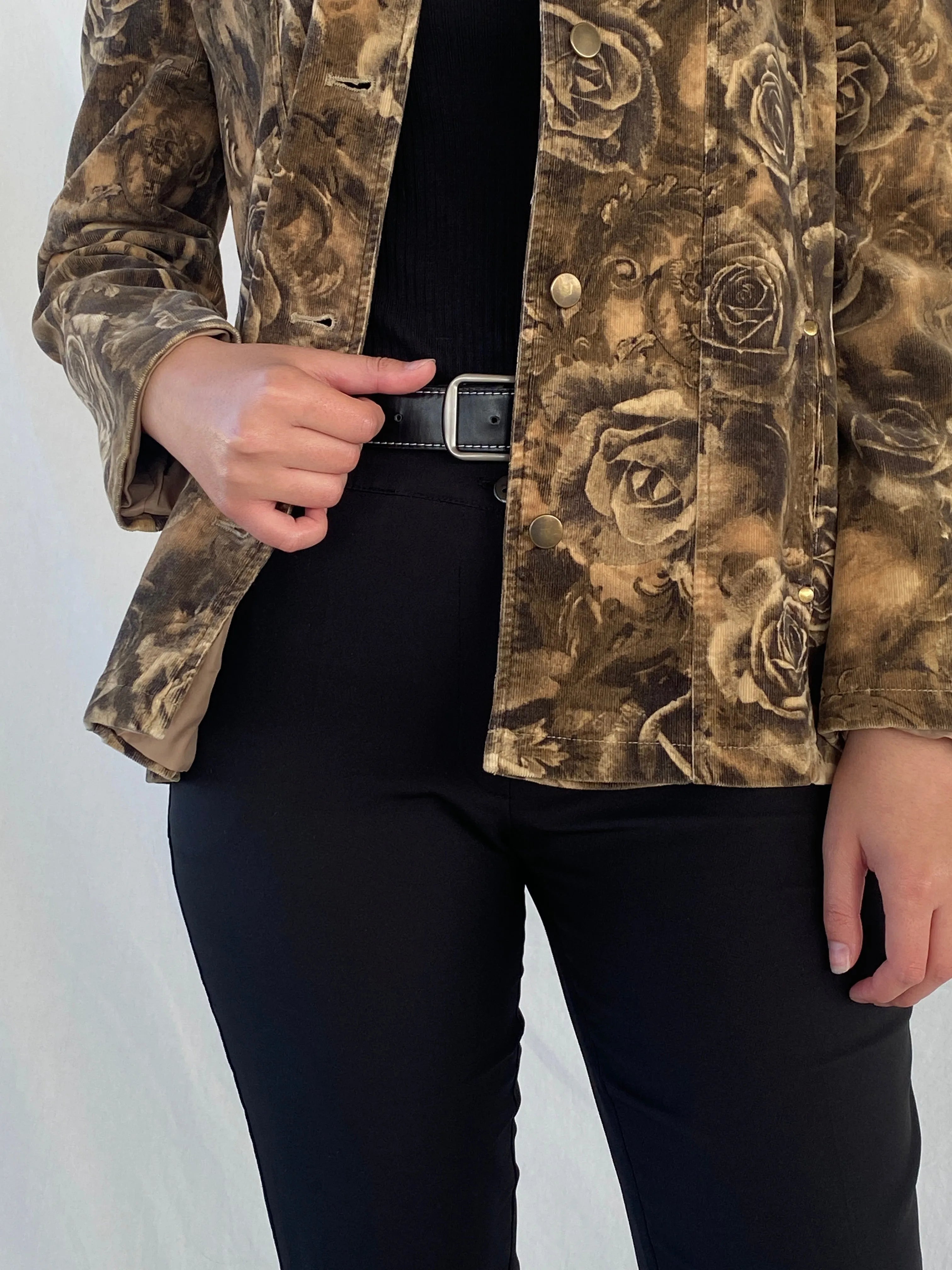Vintage Brown Floral Corduroy Buttoned Heavy Blazer Jacket - M - Balagan Vintage Corduroy Jacket 00s, Ayah, blazer, Coats&Jackets, corduroy, corduroy blazer, corduroy jacket, floral, Women's Blazers