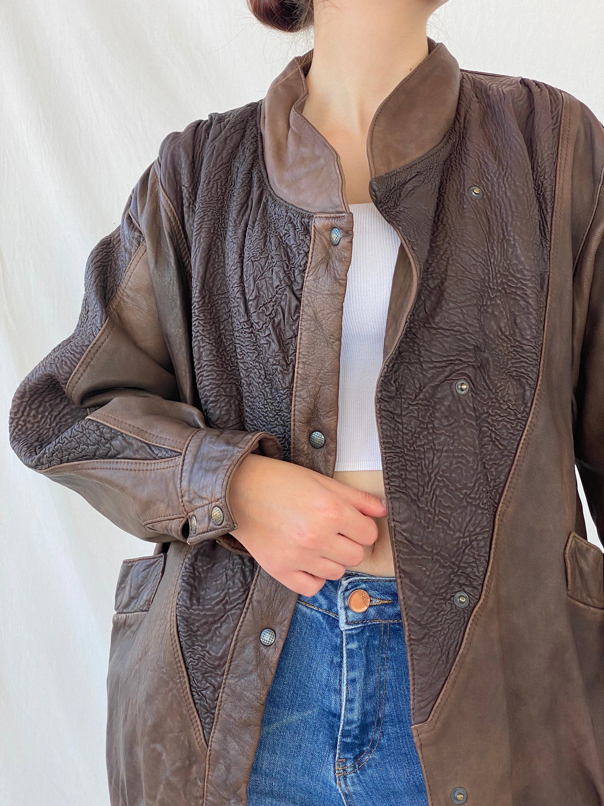 Vintage Brown Genuine Leather Cow Girl Coat with Ruched Details - M - Balagan Vintage Coat 00s, Ayah, brown leather, coat, Coats&Jackets, genuine leather, leather, leather coat, Women's Coats, Women's Leather Jackets