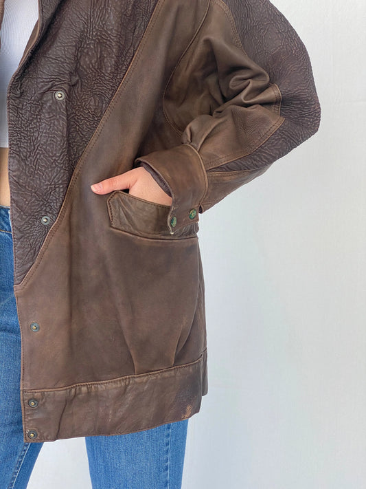 Vintage Brown Genuine Leather Cow Girl Coat with Ruched Details - M - Balagan Vintage Coat 00s, Ayah, brown leather, coat, Coats&Jackets, genuine leather, leather, leather coat, Women's Coats, Women's Leather Jackets