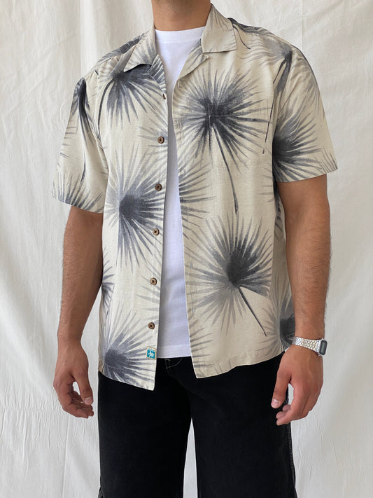 Vintage Caribbean Hawaiian Short Sleeve Button Up Men’s Silk Shirt - XL - Balagan Vintage Half Sleeve Shirt 90s, half sleeve shirt, Hawaiian shirt, mens shirt, printed shirt, Ramez, silk, silk shirt