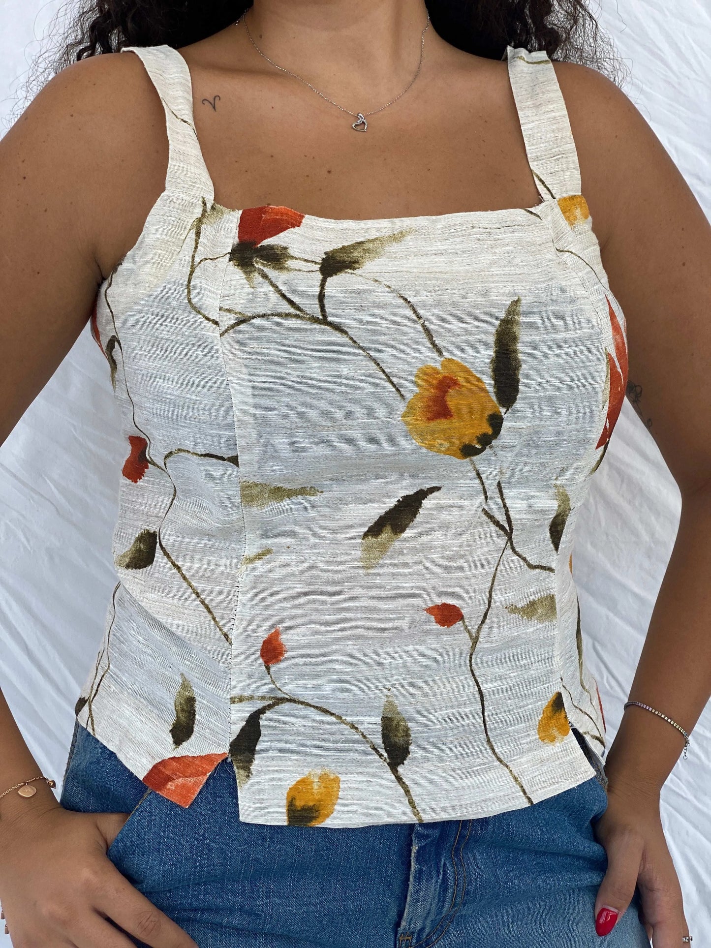 Vintage Carla Berti Linen Floral Top - Size XL - Balagan Vintage Sleeveless Top 00s, 90s, Dina, floral top, sleeveless top