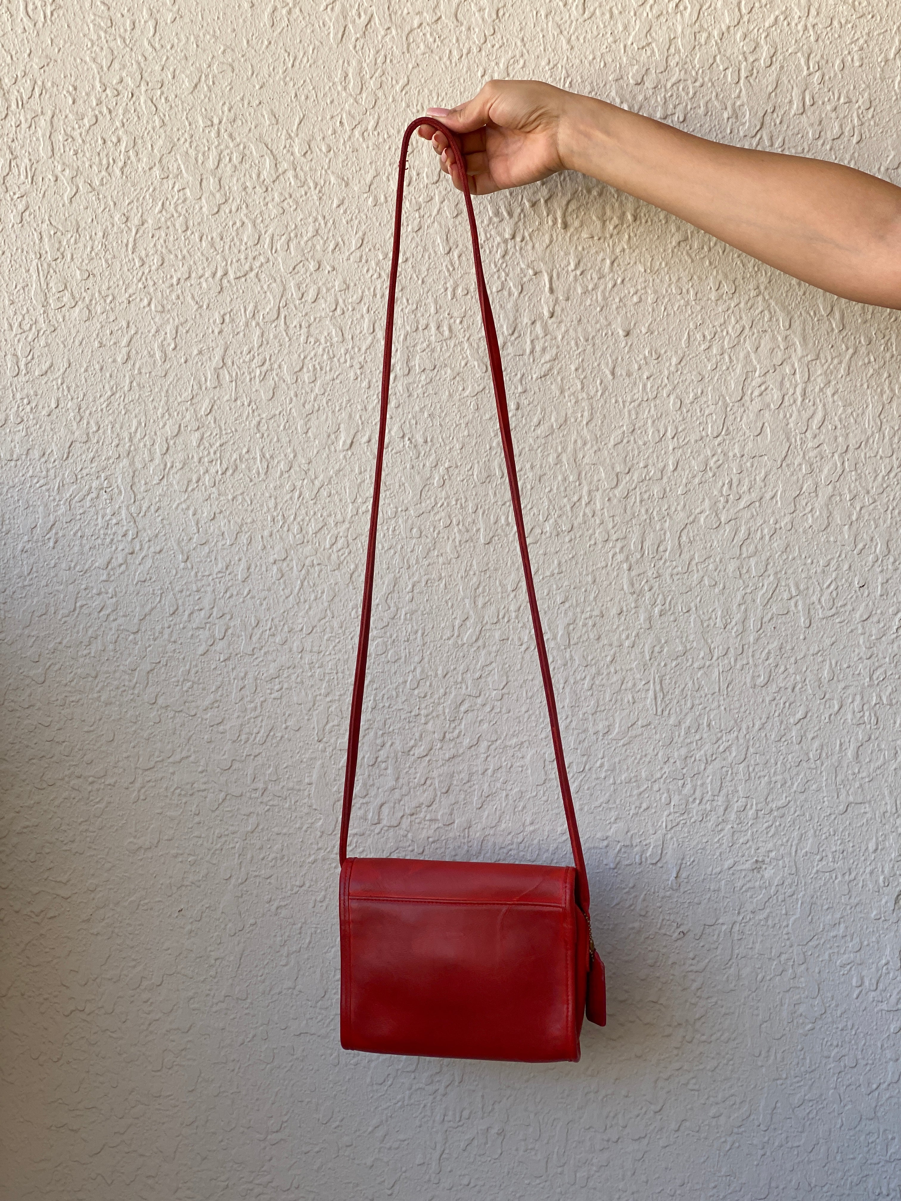 Vintage Classic Coach Chrystie Flap Red Leather Cross Body Bag - Balagan Vintage Cross Body Bag 00s, 90s, bag, consignment, NEW IN, Rand, shoulder bag, summer, Y2K