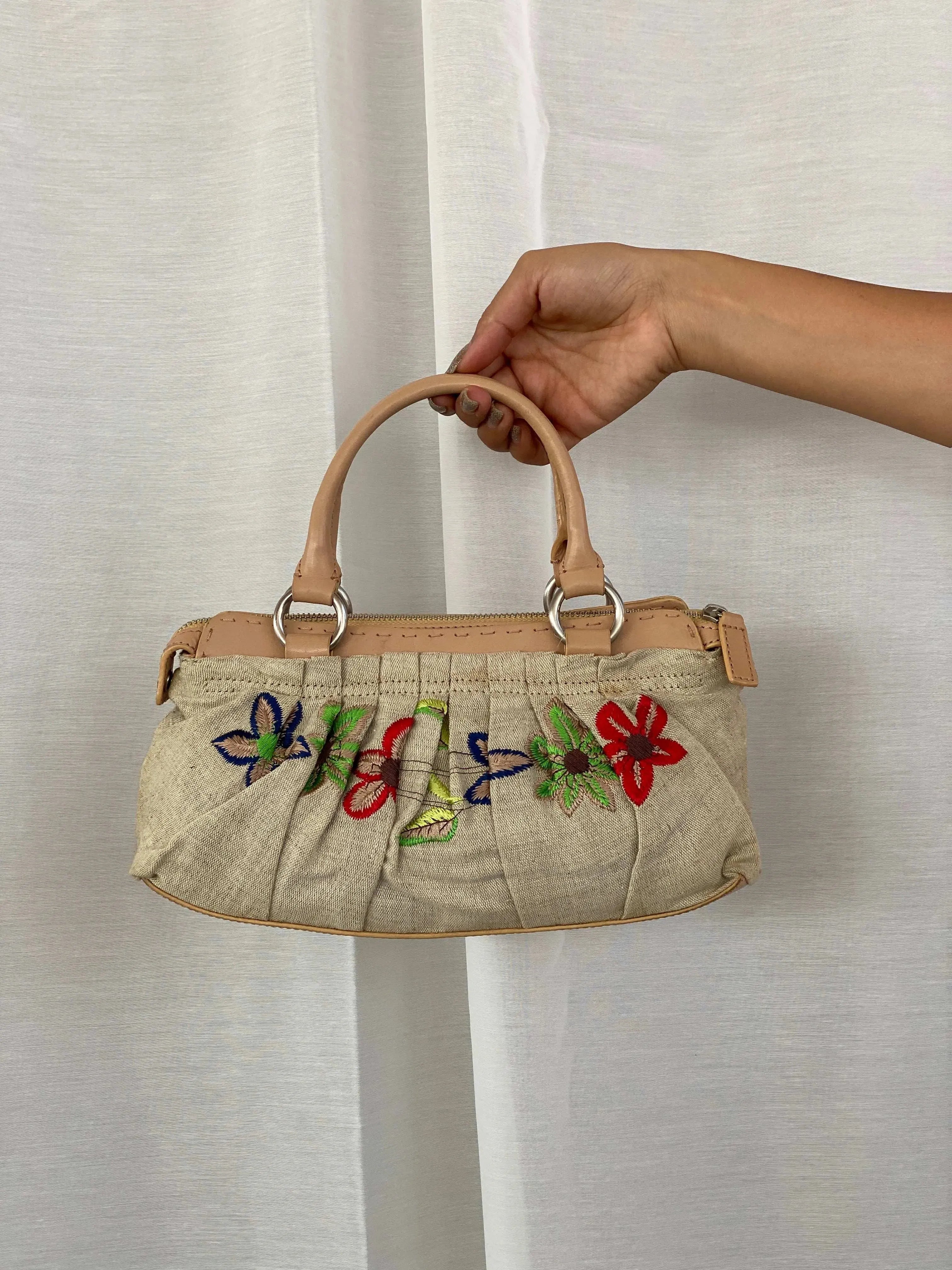 Vintage DKNY Floral Embroidered Canvas Handbag - Balagan Vintage Handbags 90s, consignment, Sadouf