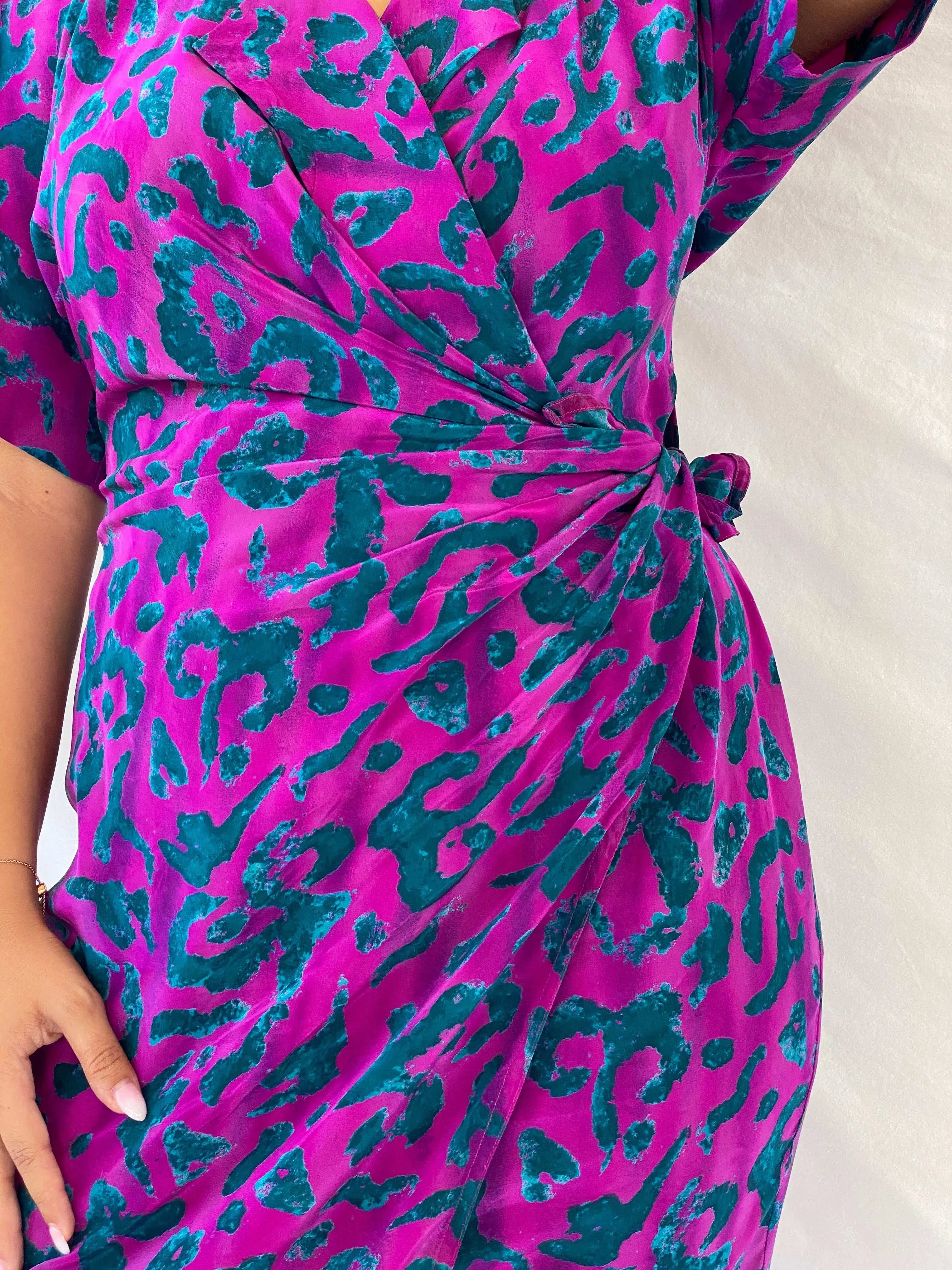 Vintage Ellen Tracy By Linda Allard Midi Wrap Dress - L - Balagan Vintage Midi Dress Deals, Dina, midi dress, silk, wrap
