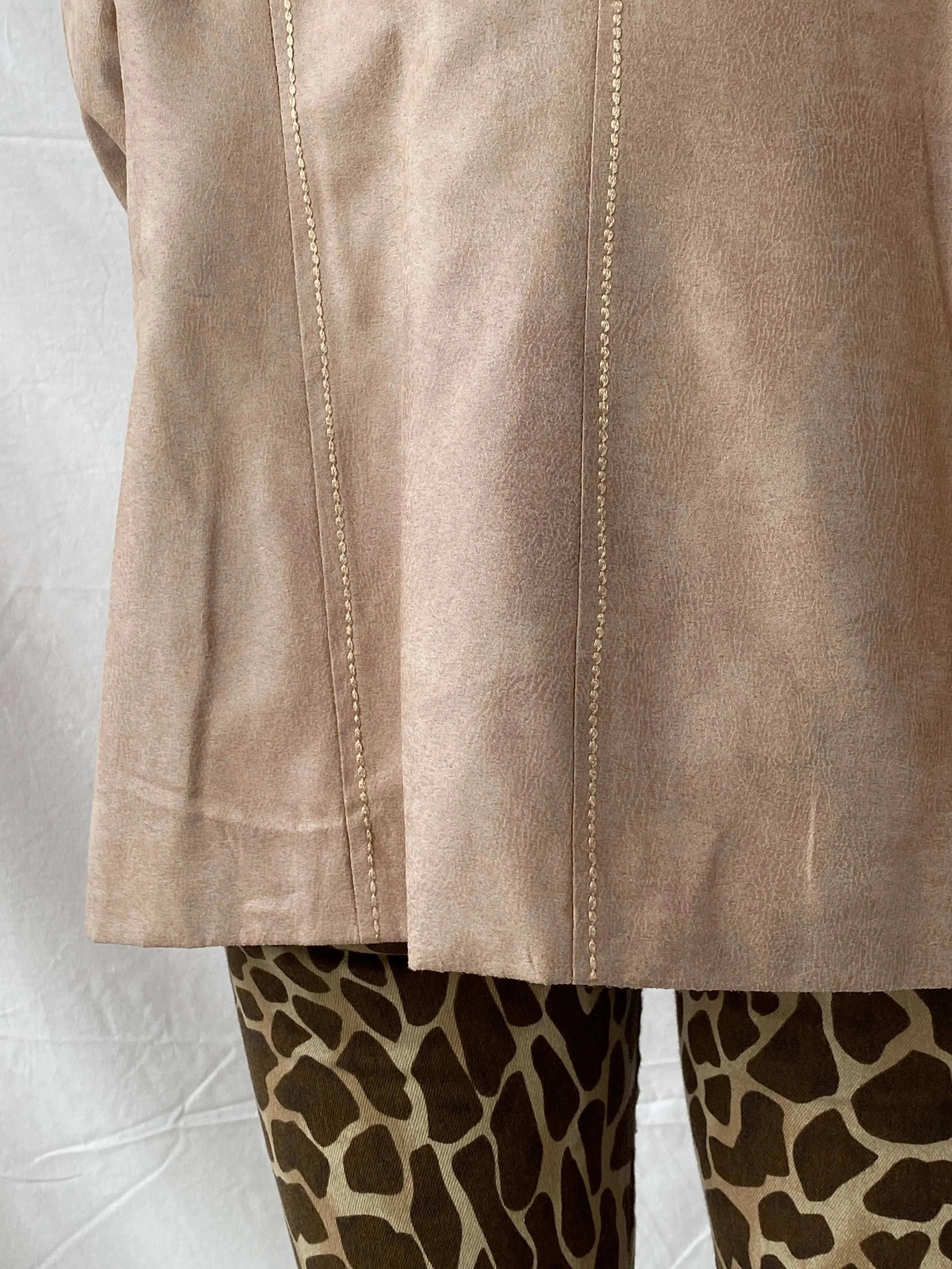 Vintage GAJ Collection Fashion Beige Blazer - L - Balagan Vintage Blazer 90s, blazer, Coats&Jackets, full sleeve blazer, leather blazer, Tojan, Women's Blazers