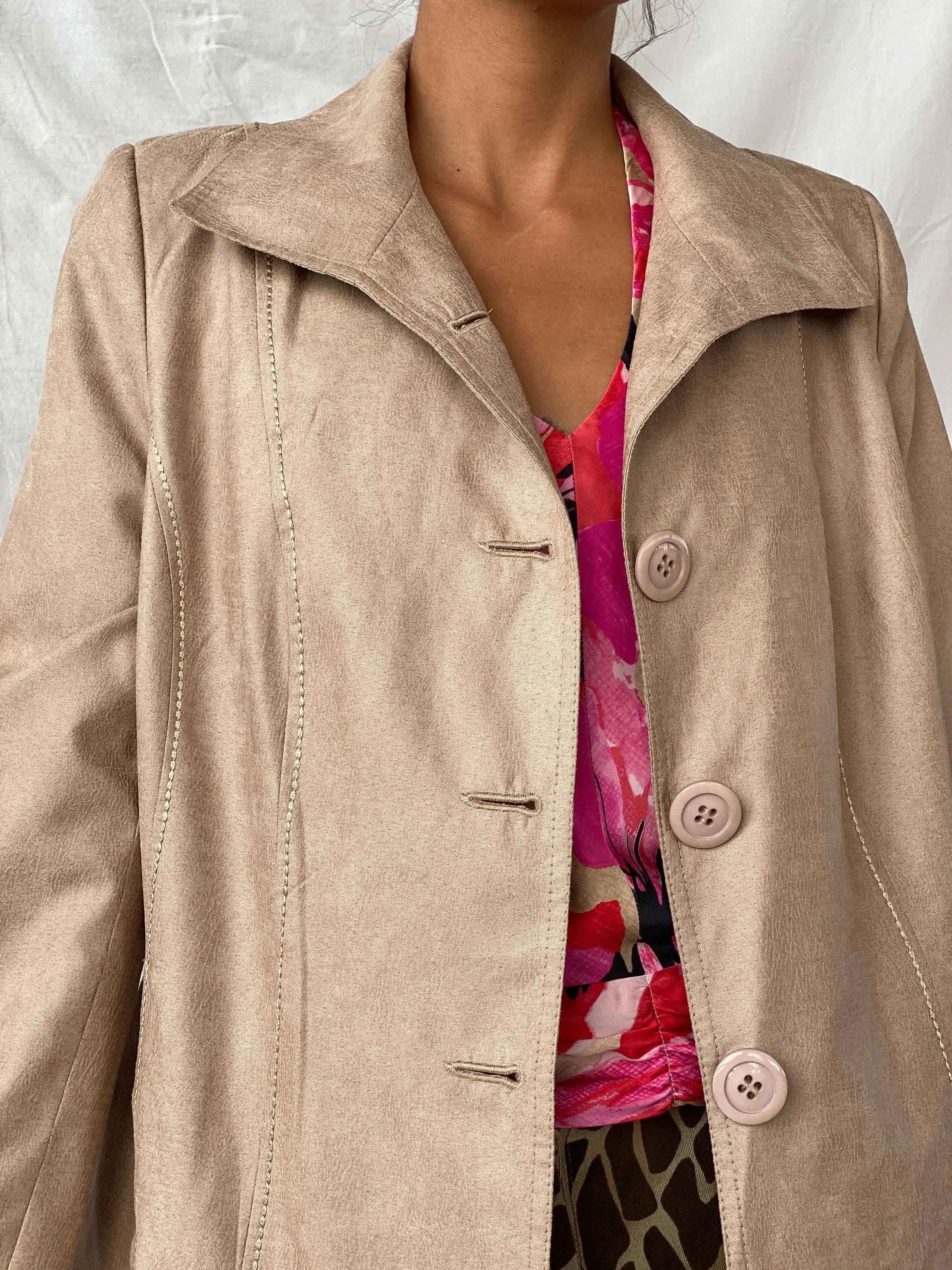 Vintage GAJ Collection Fashion Beige Blazer - L - Balagan Vintage Blazer 90s, blazer, Coats&Jackets, full sleeve blazer, leather blazer, Tojan, Women's Blazers