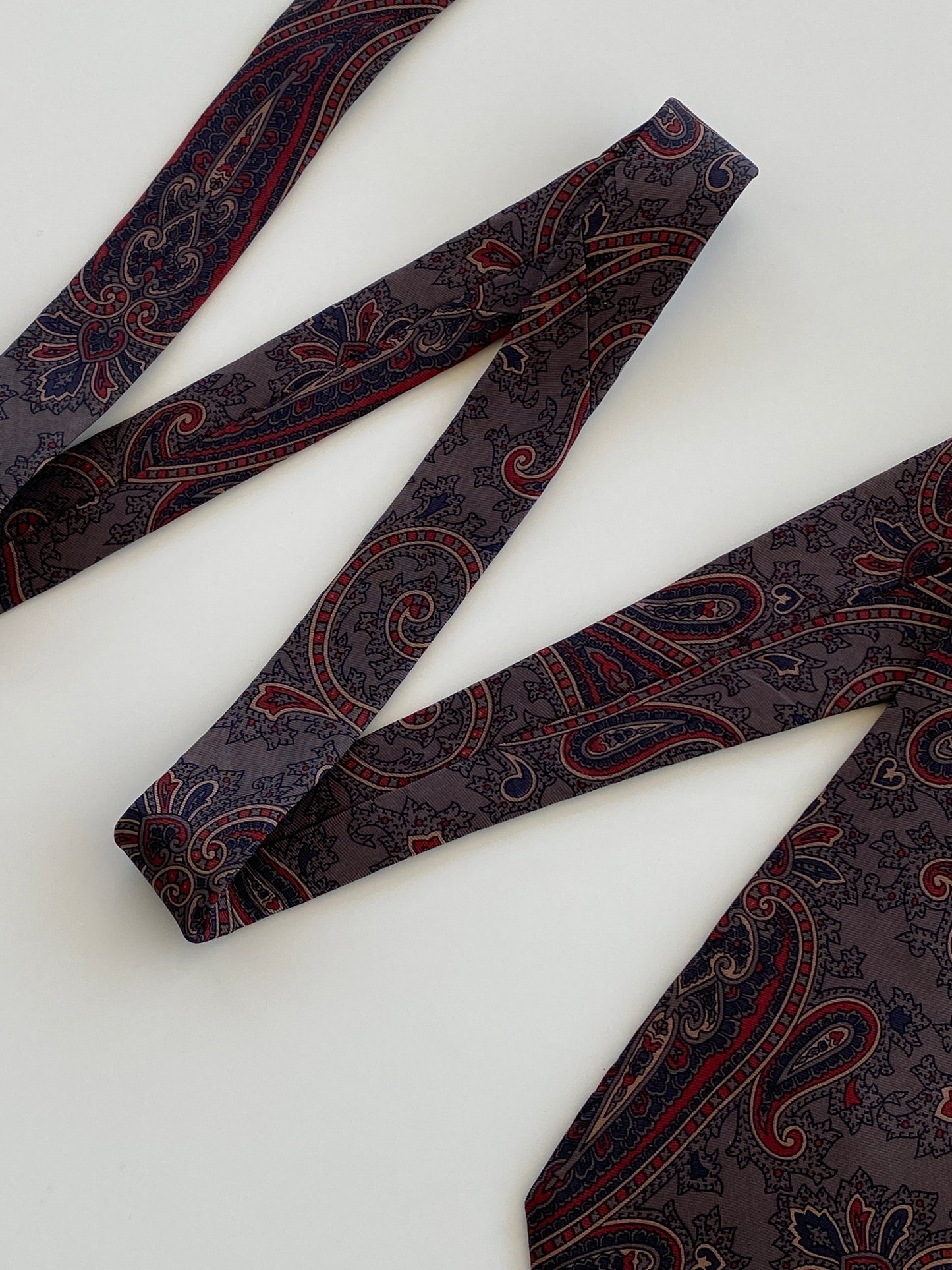Vintage GANT Brown Paisley Print Men’s Neck Tie - Balagan Vintage Ties printed ties, tie, vintage, vintage ties