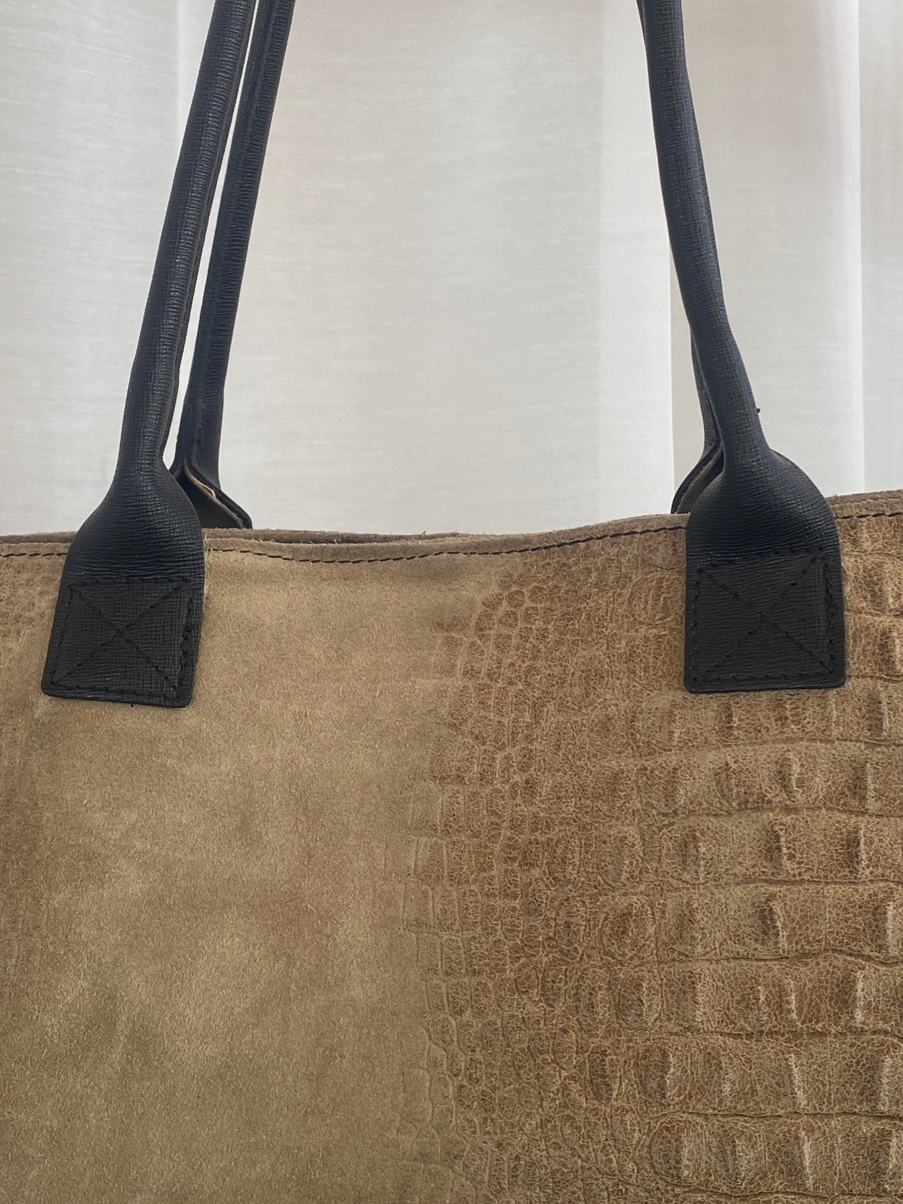 Vintage Genuine Italian Leather Croc Embossed Taupe Satchel Shoulder Bag - Balagan Vintage Handbags 00s, 90s, bag, genuine leather, NEW IN, shoulder bag, Y2K