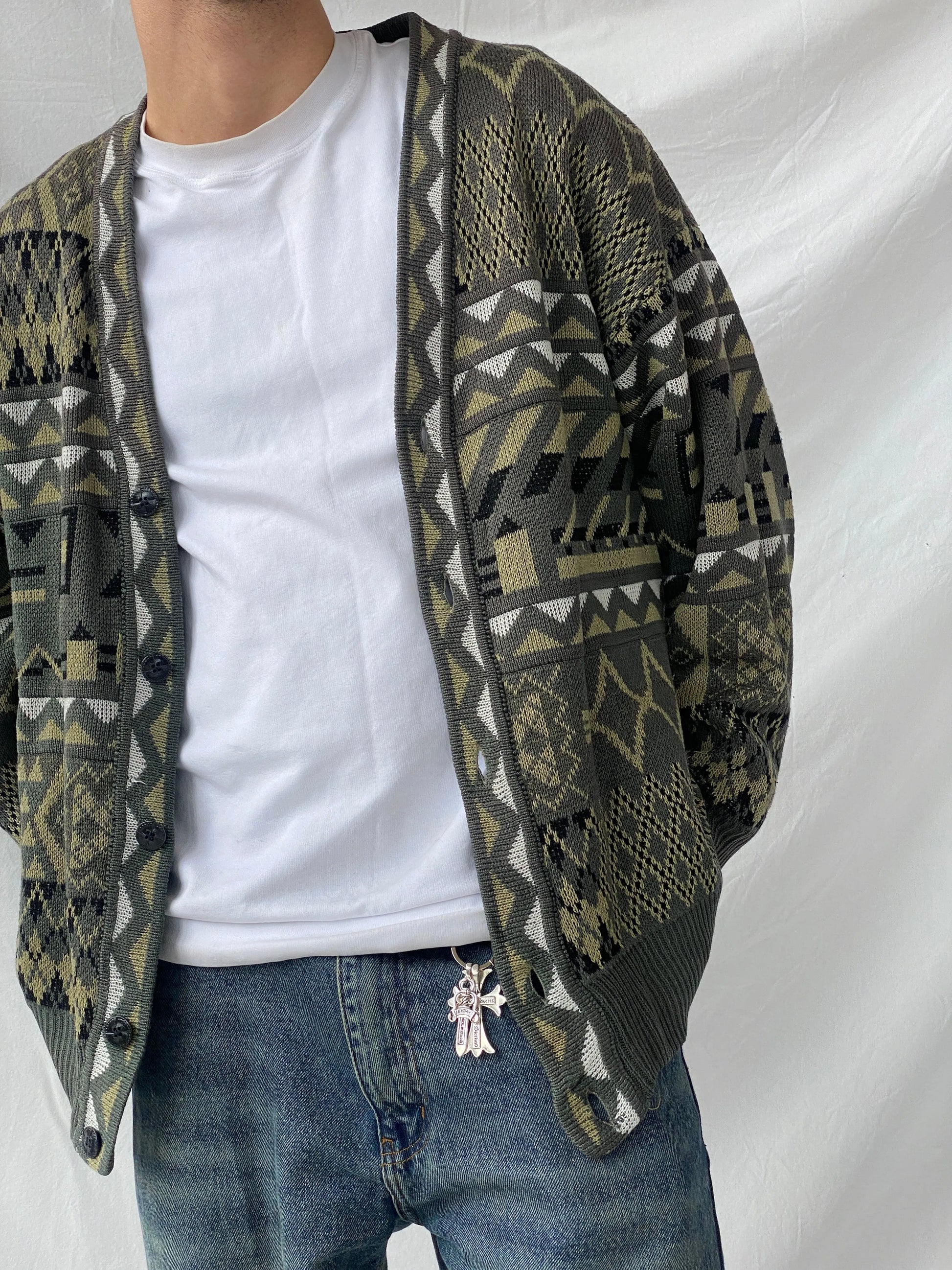 Vintage Geometric Print Men’s Cardigan Sweater - L - Balagan Vintage Sweater 90s, Hamza, knit, knitted cardigan, knitted sweater, men, streetwear, vintage, vintage sweater, winter
