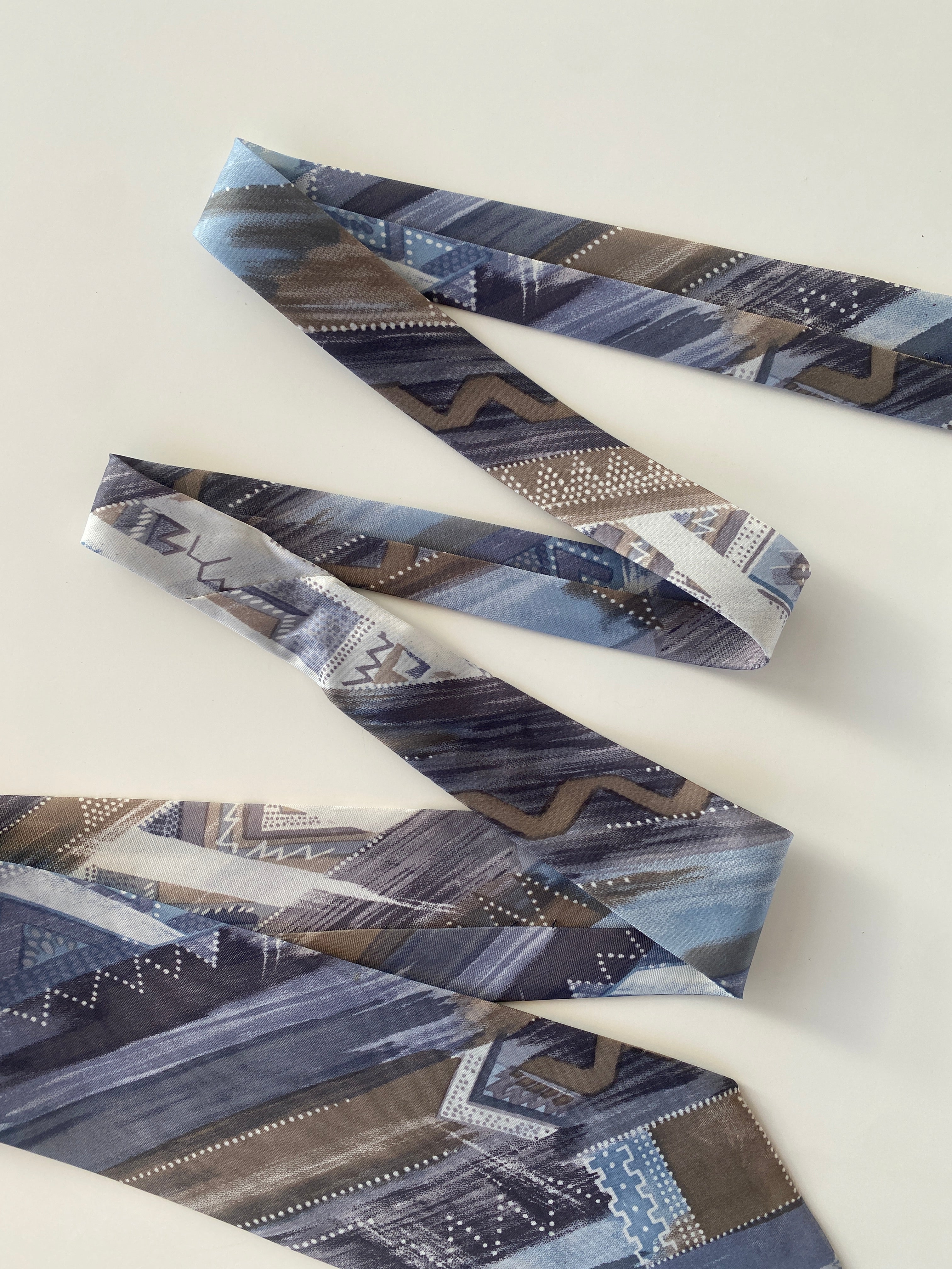 Vintage Handmade Blue Abstract Print Men’s Neck Tie - Balagan Vintage Ties NEW IN, printed ties, tie, vintage, vintage ties