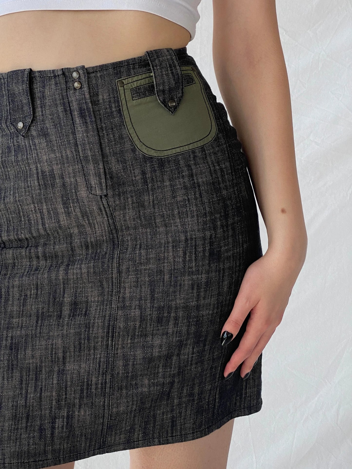 Vintage Jacqueline Riu Black Crystal-Cut Denim Mini Skirt - S - Balagan Vintage Mini Skirt Ayah, denim, denim skirt, mini skirt, winter