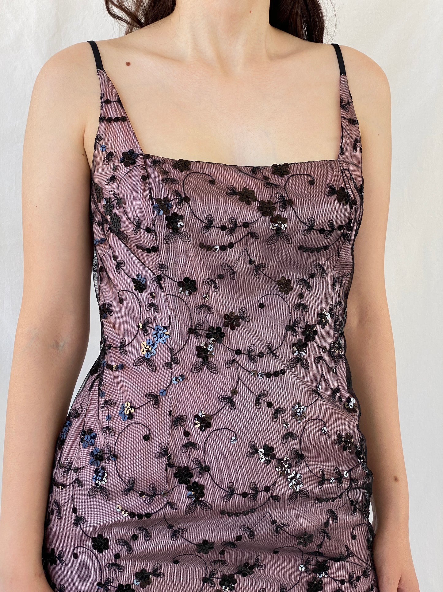 Vintage Jones New York Sequined Floral Pink Black Mesh Bodycon Short Dress - M - Balagan Vintage Midi Dress 90s, Ayah, consignment, dress, midi dress, NEW IN, Rand, vintage dress, Wedding Guest