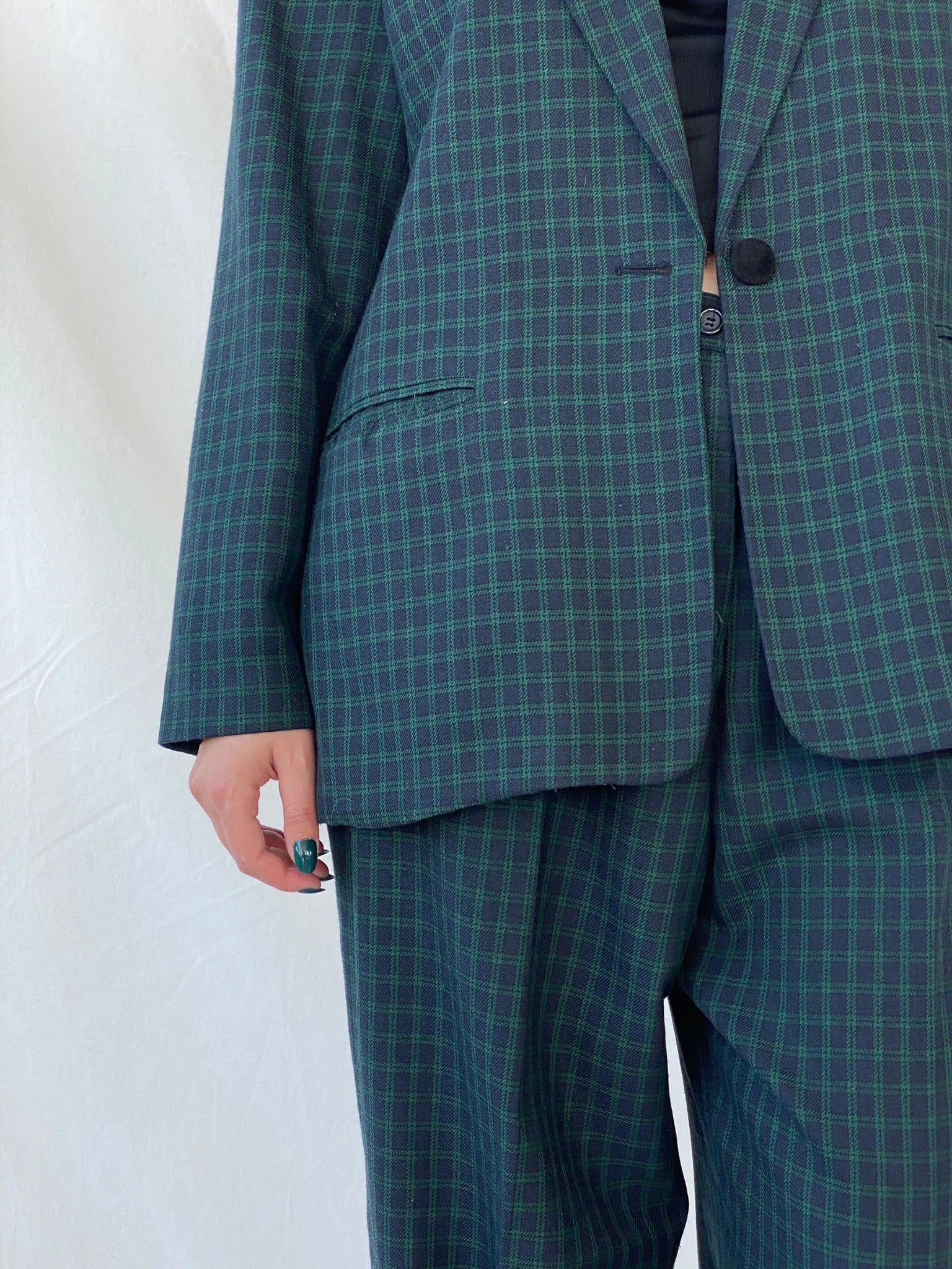 Vintage LESLIE FAY Sportswear Black and Green Plaid Blazer Pants Power Suit Set - XL - Balagan Vintage Maxi Dress 80s, 90s, Ayah, blazer, consignment, Melika, plaid, plaid blazer, tweed blazer