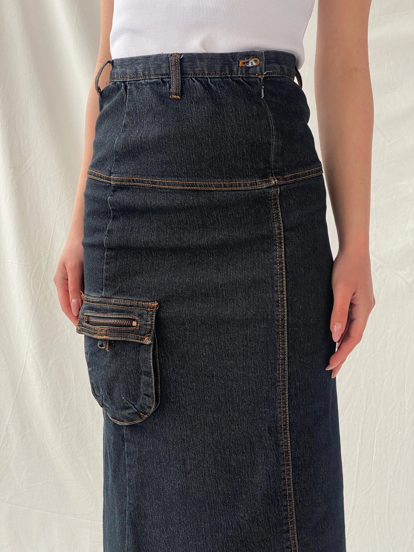 Vintage LH Luharlo Maxi Dark Wash Denim A-Line Skirt - XS - Balagan Vintage Maxi Skirt Christine, denim, denim skirt, maxi skirt, women skirt