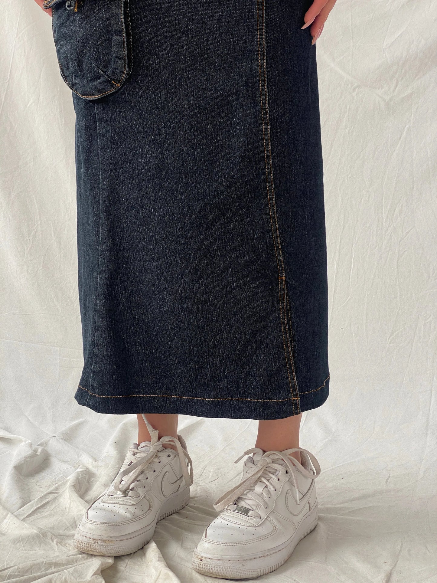 Vintage LH Luharlo Maxi Dark Wash Denim A-Line Skirt - XS - Balagan Vintage Maxi Skirt Christine, denim, denim skirt, maxi skirt, women skirt