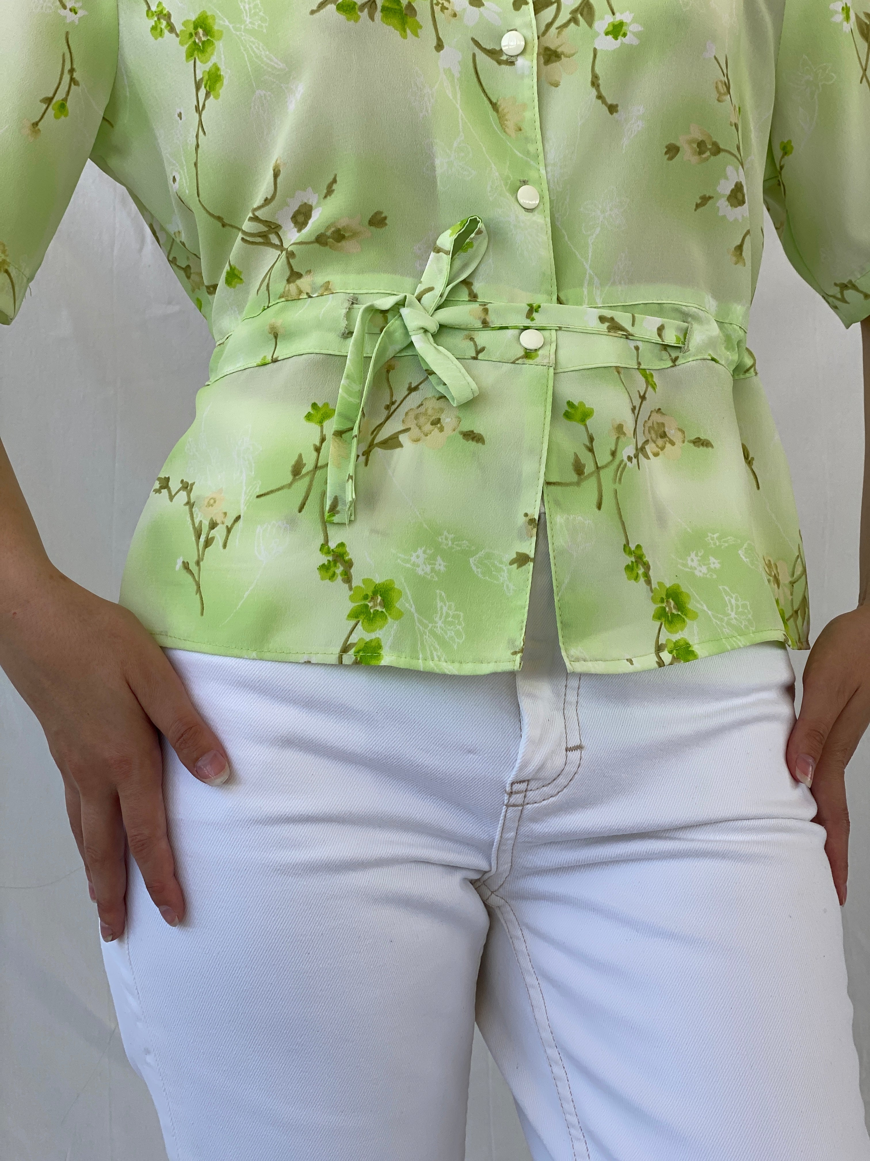 Vintage Lime Green Floral Waist Tie Button Up Short Sleeve Shirt - L - Balagan Vintage Half Sleeve Shirt 00s, Ayah, Coquette, Cottage core, floral, floral shirt, half sleeve shirt, NEW IN, shirt, women shirt