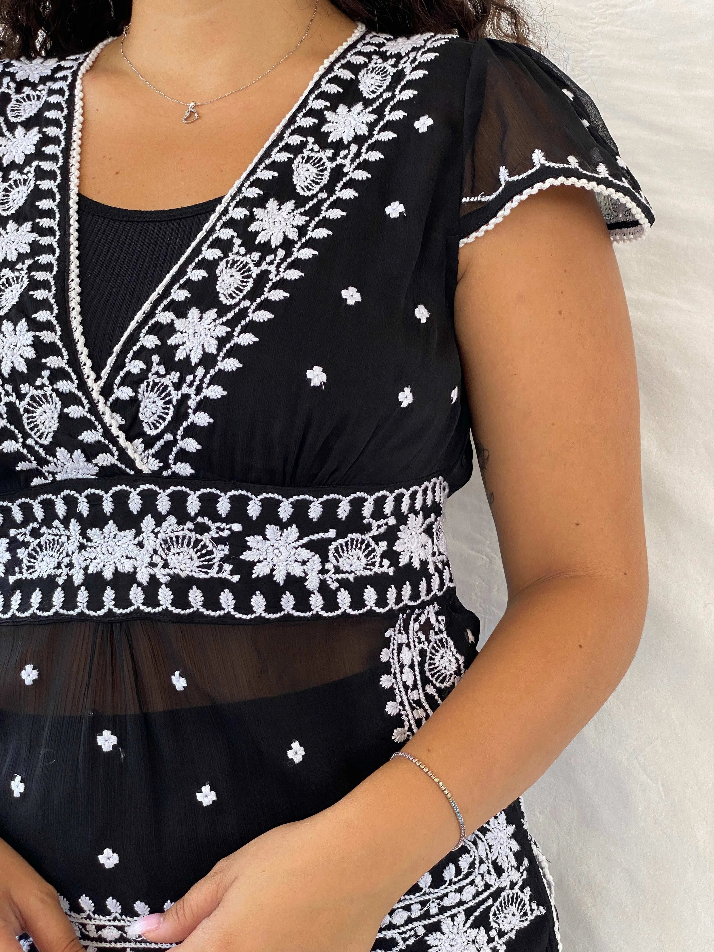 Vintage Love Notes Black Embroidered Sheer Blouse - L - Balagan Vintage Half Sleeve Top 00s, 90s, Dina, sheer