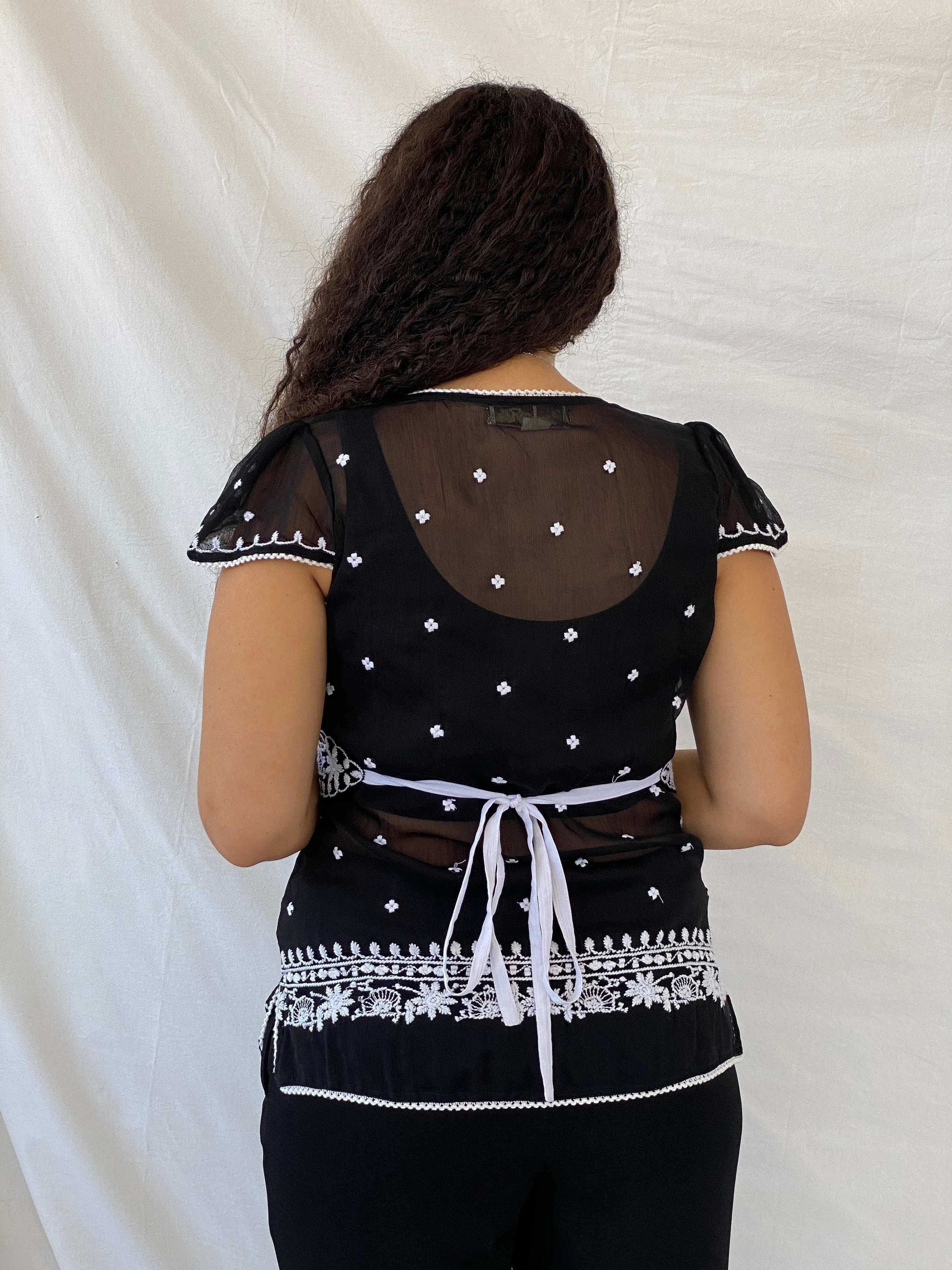 Vintage Love Notes Black Embroidered Sheer Blouse - L - Balagan Vintage Half Sleeve Top 00s, 90s, Dina, sheer