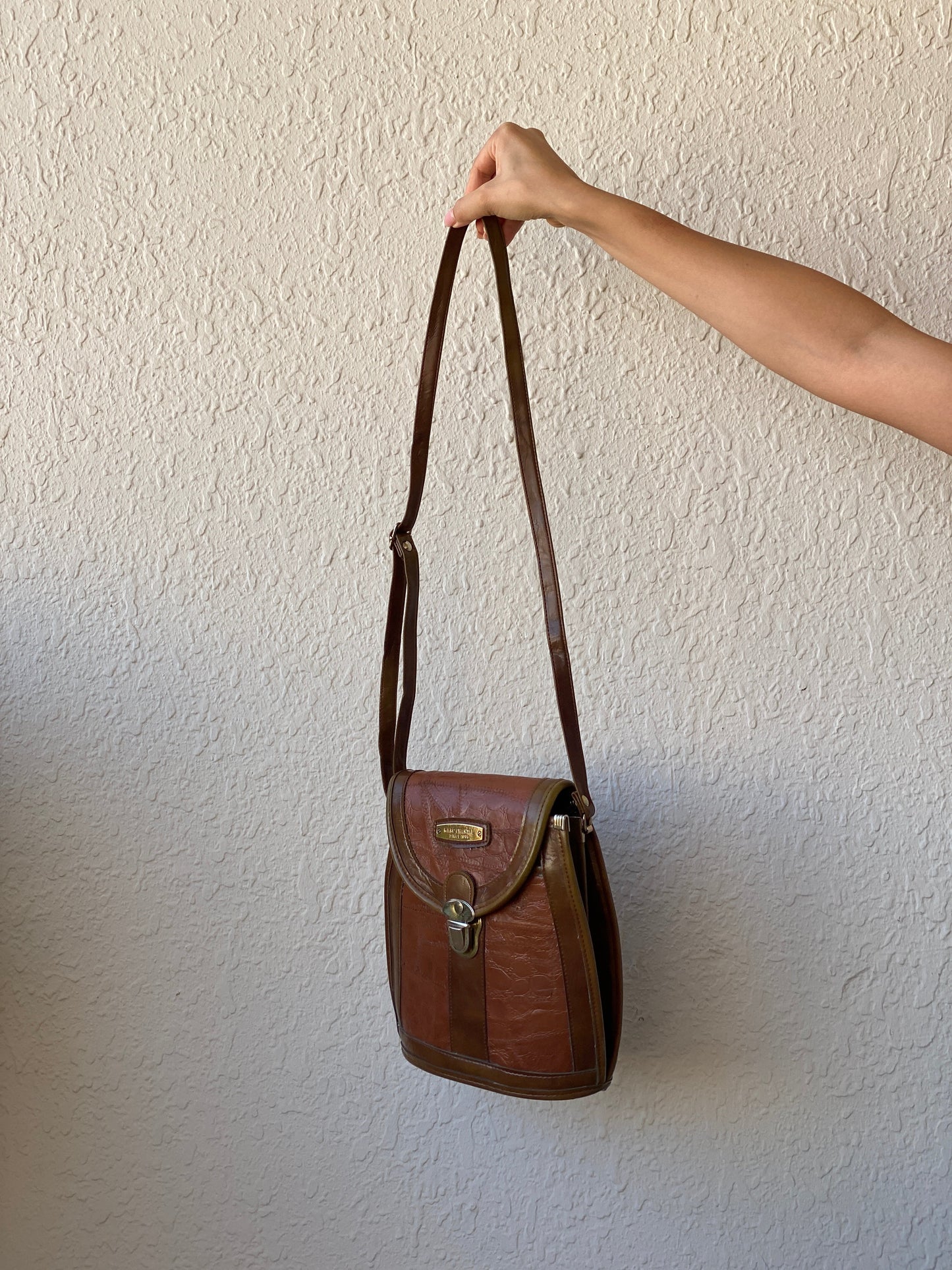 Vintage Marc Chantal Brown Leather Cross Body Bag - Balagan Vintage Cross Body Bag 00s, 90s, bag, brown leather, NEW IN, shoulder bag, summer, Y2K