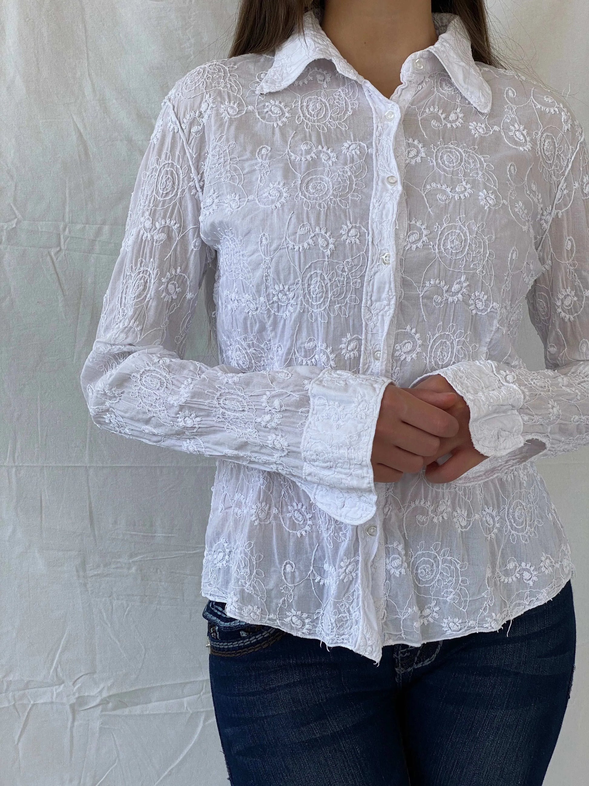 Vintage Marlboro Classics Slim Fit Shirt With Floral Details - M - Balagan Vintage Full sleeve Shirt 00s, 90s, full sleeve shirt, Mira