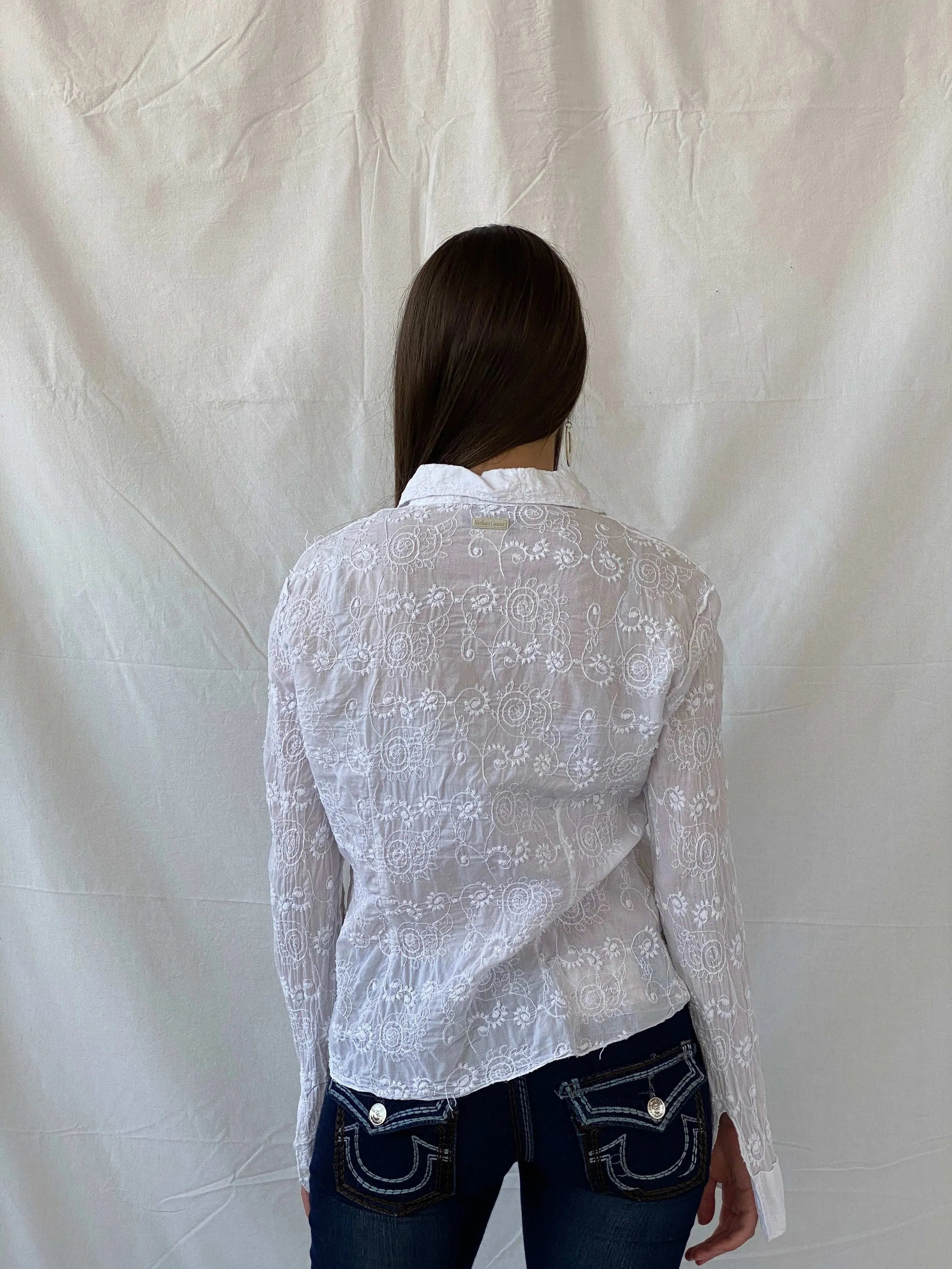 Vintage Marlboro Classics Slim Fit Shirt With Floral Details - M - Balagan Vintage Full sleeve Shirt 00s, 90s, full sleeve shirt, Mira