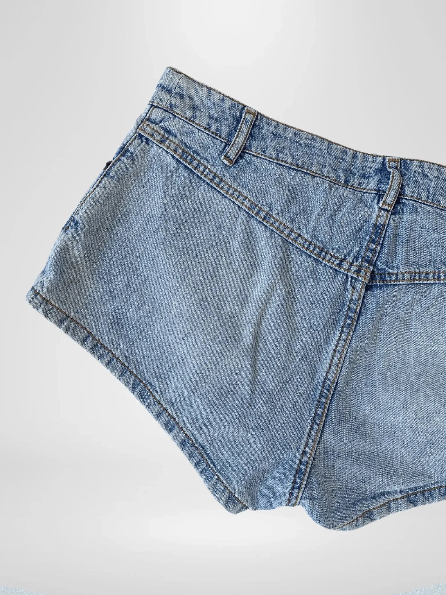 Vintage Morgan De Toi Light Wash Hot Mini Denim Shorts - M - Balagan Vintage Shorts 00s, denim, jeans, shorts