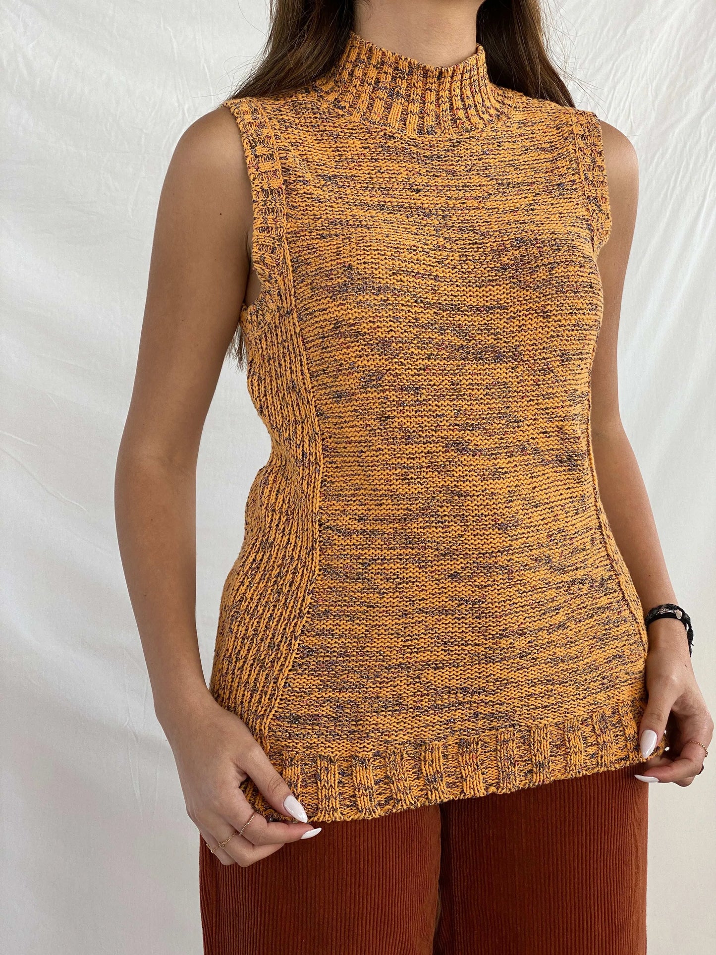 Vintage Nine West Knitted Turtleneck Top - Balagan Vintage Sleeveless Top Deals, Juana, knit, knitted, Nine West, sleeveless top