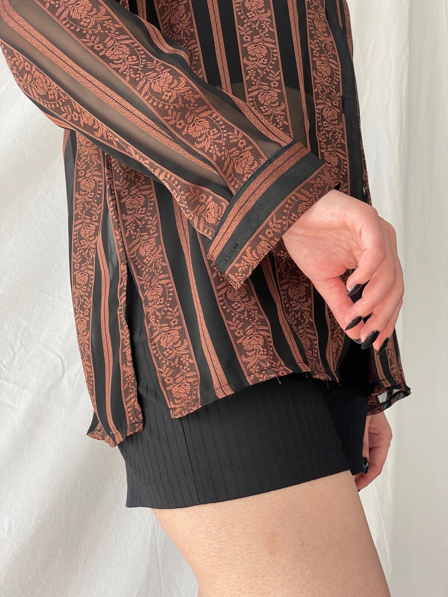 Vintage Noble Pretty Brown Floral Striped Sheer Long Sleeve Women’s Button Shirt - M - Balagan Vintage Full sleeve Shirt 00s, Ayah, consignment, floral shirt, full sleeve shirt, shirt, Tojan, Top, women shirt, women top