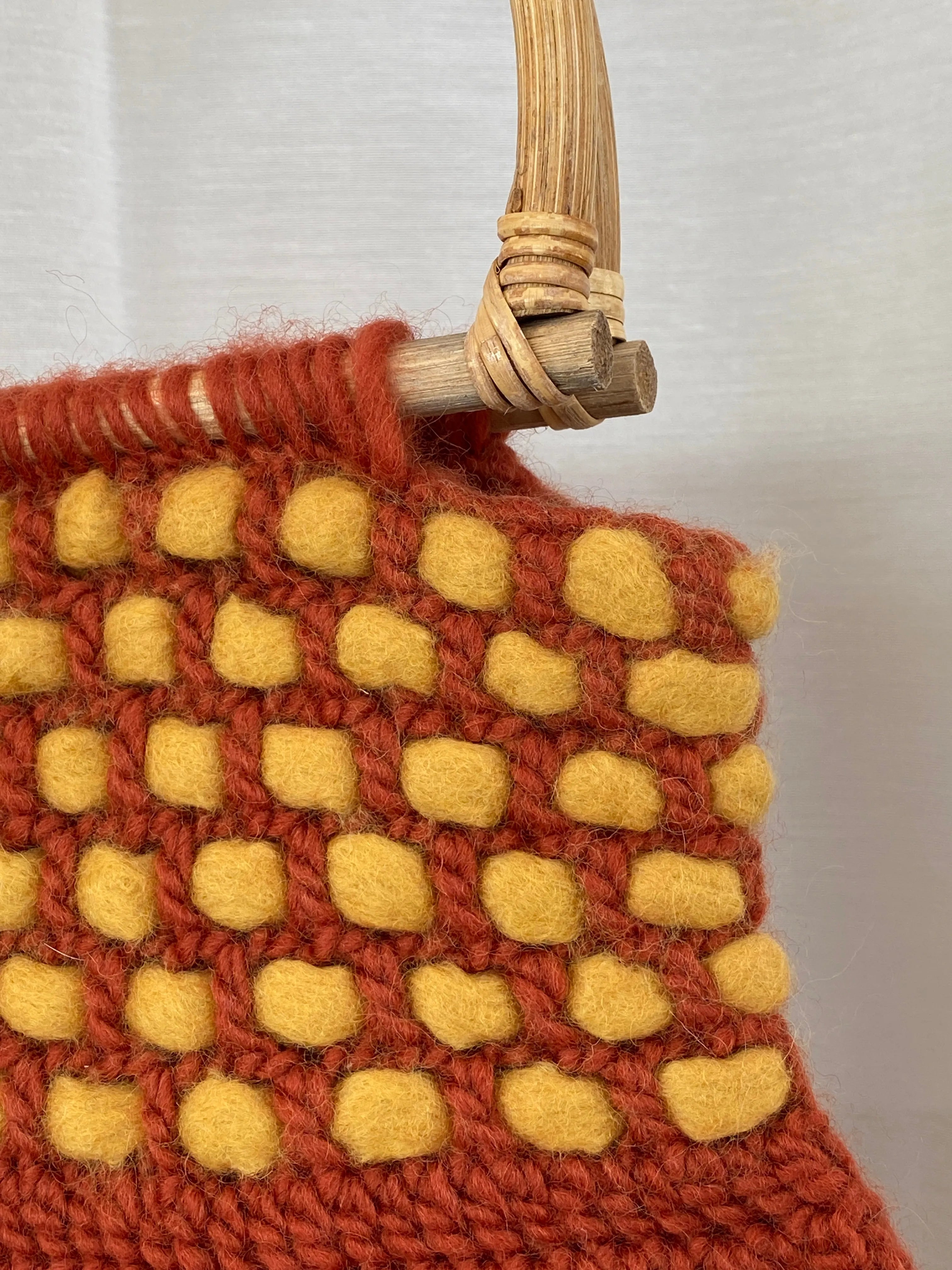 Vintage Orange Wool Crochet Wooden Handle Woven Beach Handbag - Balagan Vintage Handbags 00s, bag, crochet, handbag, shoulder bag