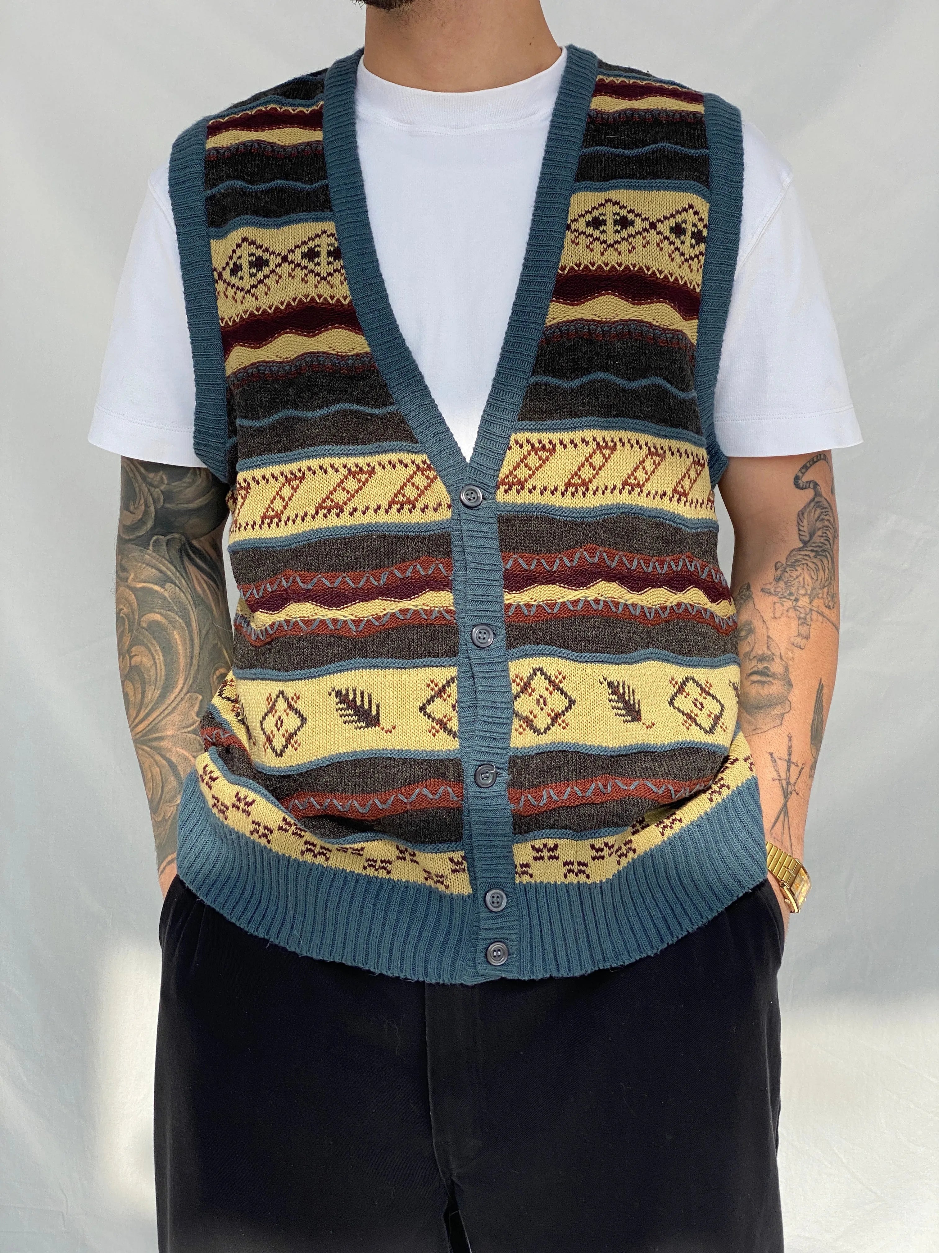 Vintage Paolo Conti Men’s Wool Blend Sweater Vest - M - Balagan Vintage Vest 90s, Hamza, knitted vest, men, streetwear, vest, vintage, winter