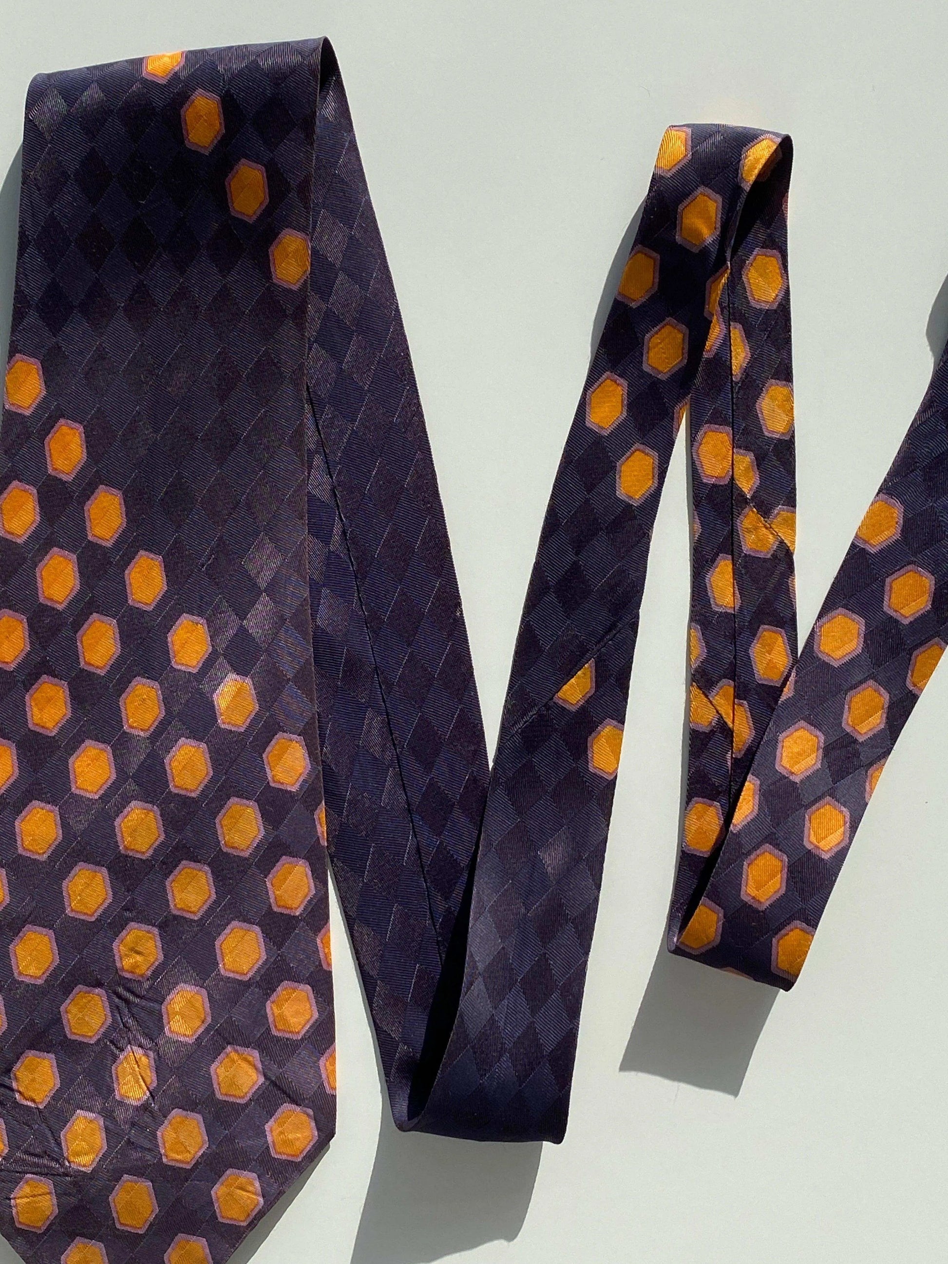 Vintage Poly Lavable Printed Tie - Balagan Vintage Ties 80s, 90s, printed ties, tie, vintage tie, vintage ties