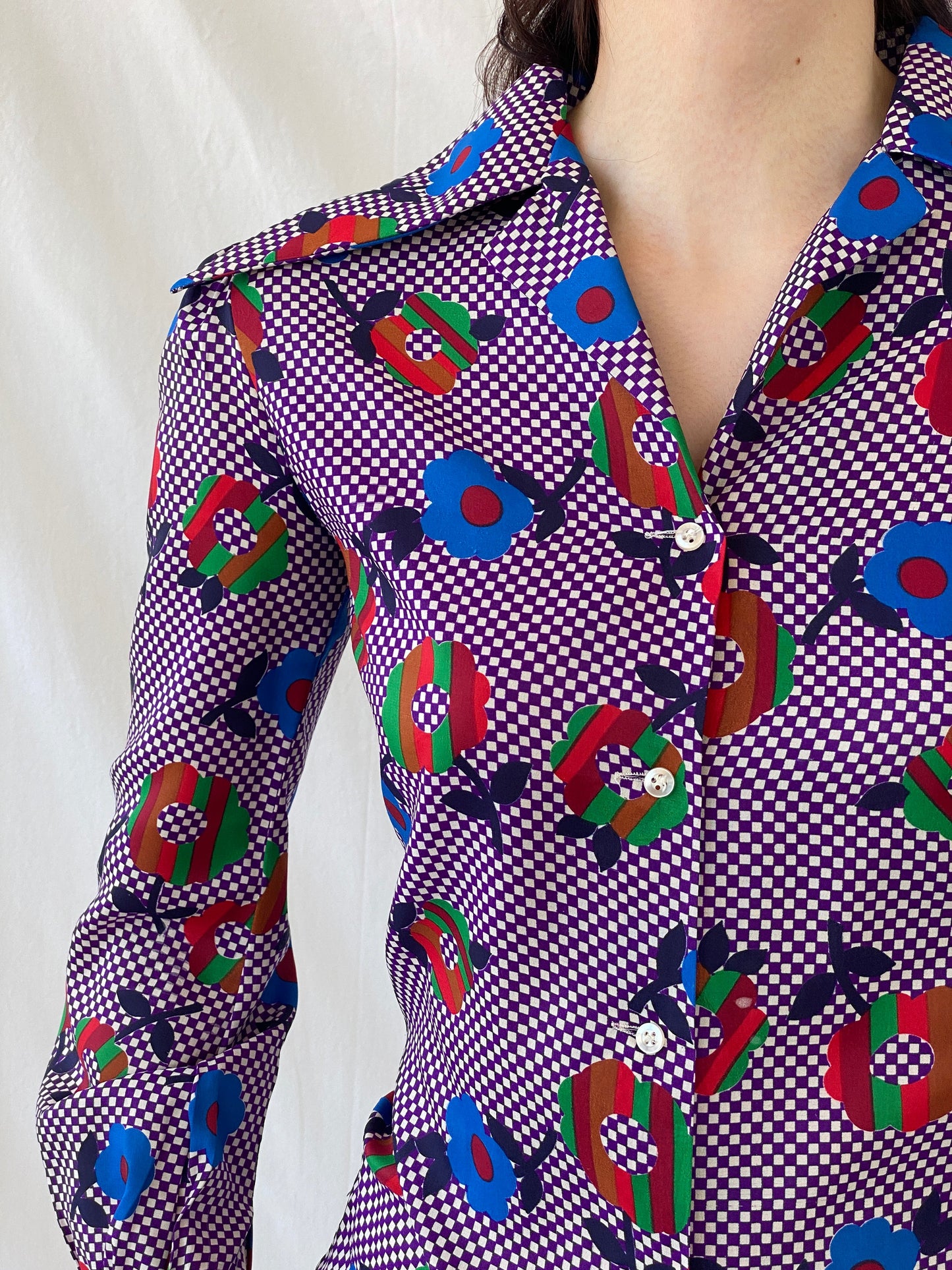 Vintage Qwer Geometric Floral Art Color Blast Full Sleeve Shirt - S - Balagan Vintage Full sleeve Shirt 00s, Ayah, floral, floral shirt, full sleeve shirt, NEW IN, shirt, women shirt