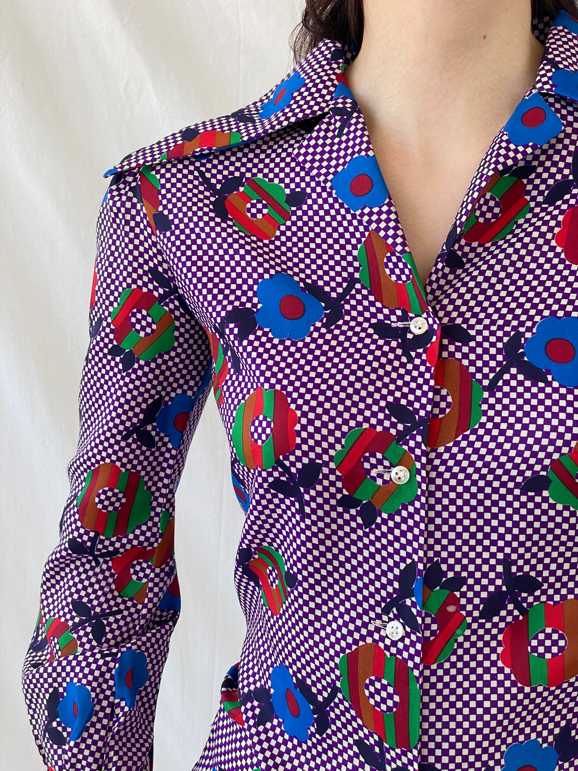 Vintage Qwer Geometric Floral Art Color Blast Full Sleeve Shirt - S - Balagan Vintage Full sleeve Shirt 00s, Ayah, floral, floral shirt, full sleeve shirt, NEW IN, shirt, women shirt