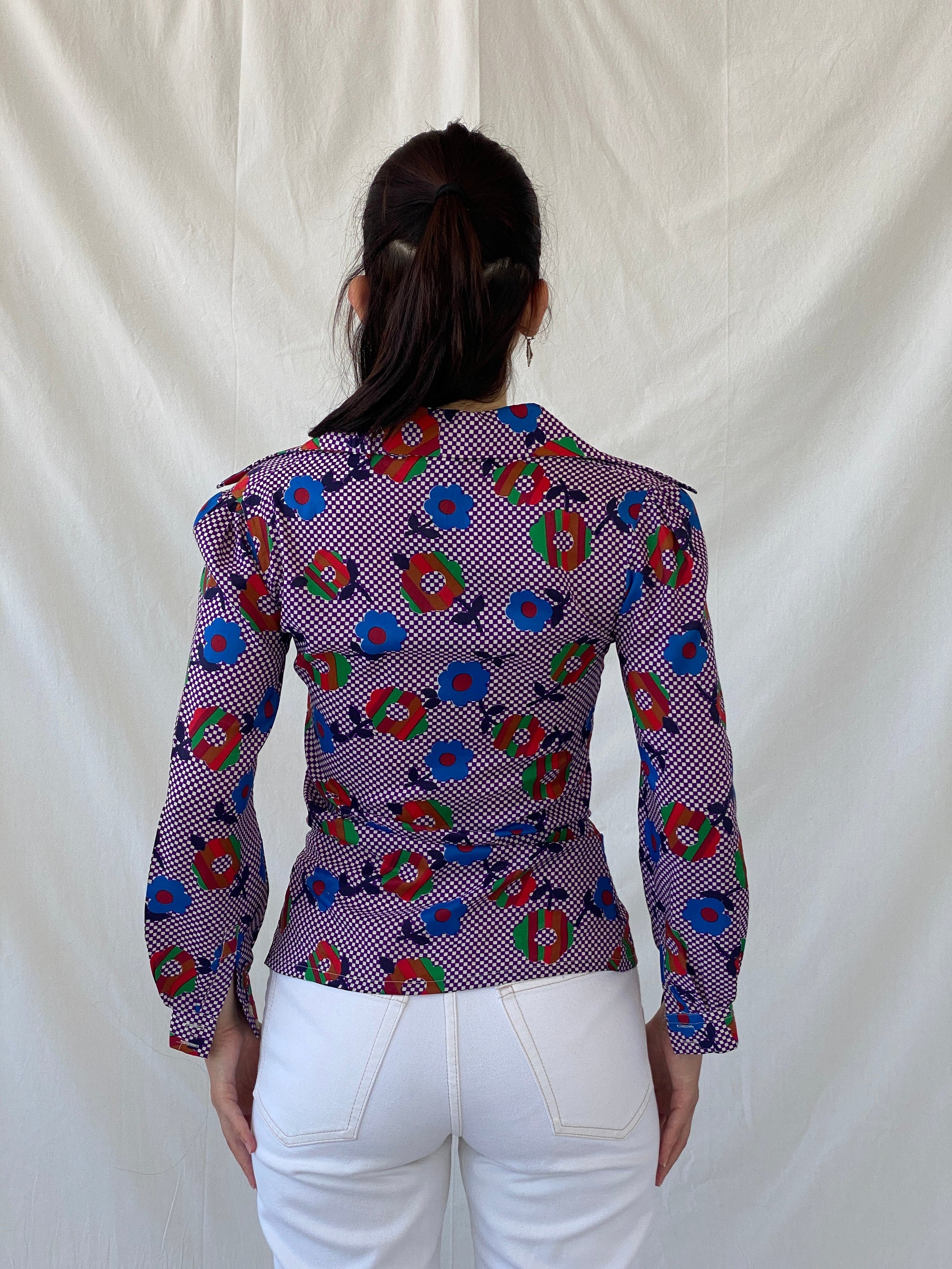 Vintage Qwer Geometric Floral Art Color Blast Full Sleeve Shirt - S - Balagan Vintage Full sleeve Shirt 00s, Ayah, floral, floral shirt, full sleeve shirt, NEW IN, shirt, women shirt
