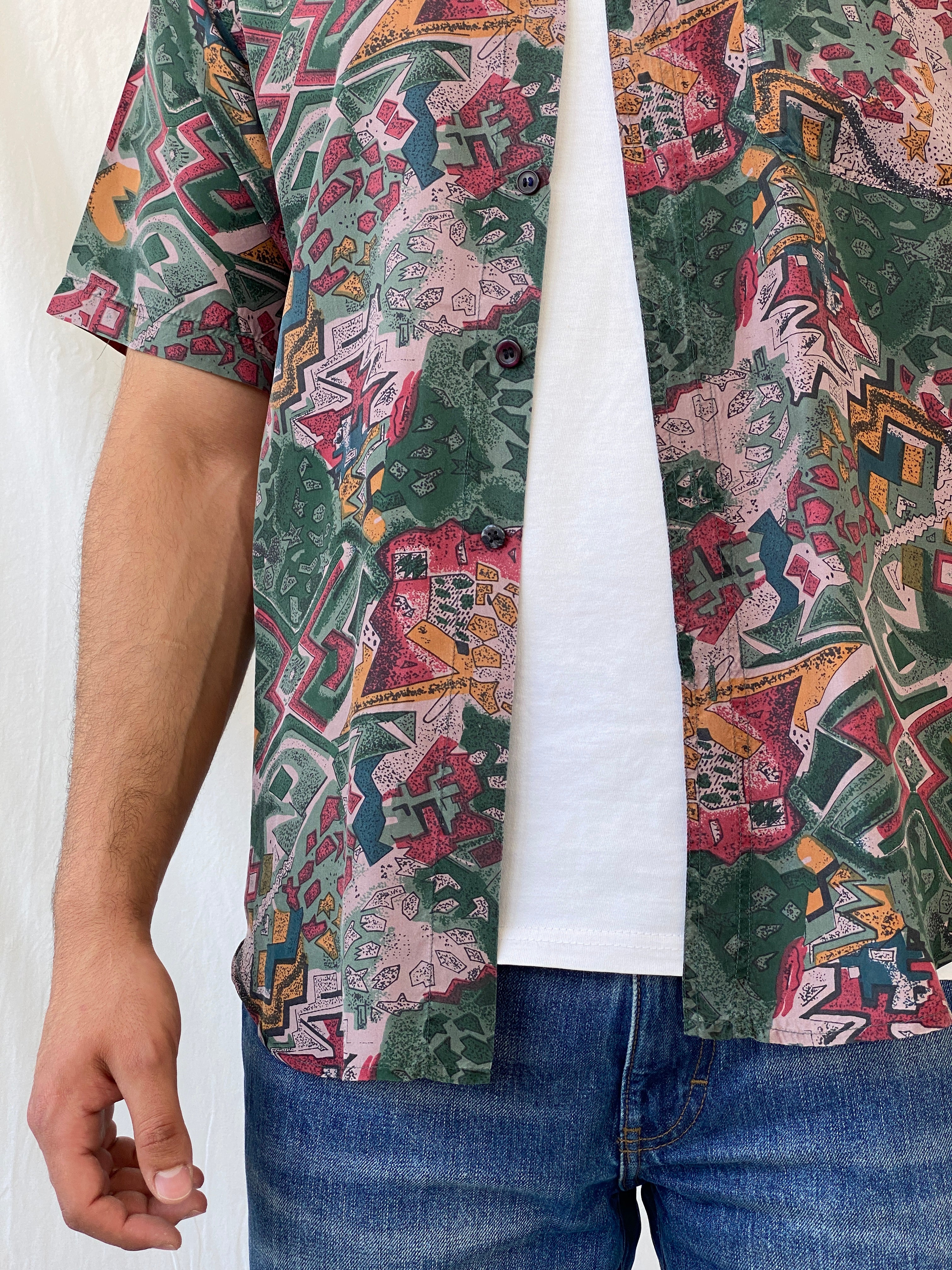 Vintage Shizhuang Abstract Men’s Short Sleeve Green Geometric Shirt - L - Balagan Vintage Half Sleeve Shirt 90s, half sleeve shirt, Hawaiian shirt, mens shirt, printed shirt, Ramez, silk
