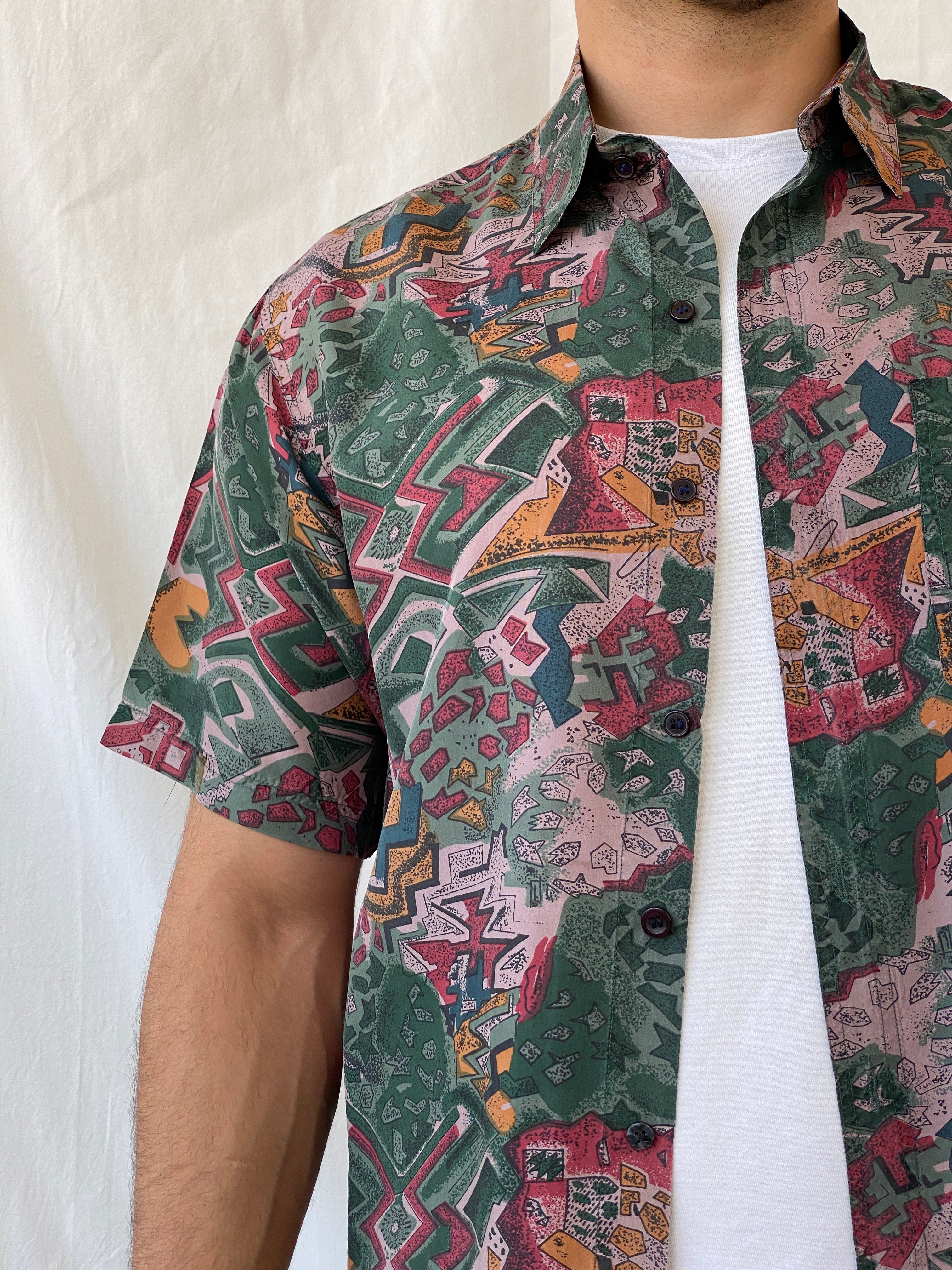 Vintage Shizhuang Abstract Men’s Short Sleeve Green Geometric Shirt - L - Balagan Vintage Half Sleeve Shirt 90s, half sleeve shirt, Hawaiian shirt, mens shirt, printed shirt, Ramez, silk