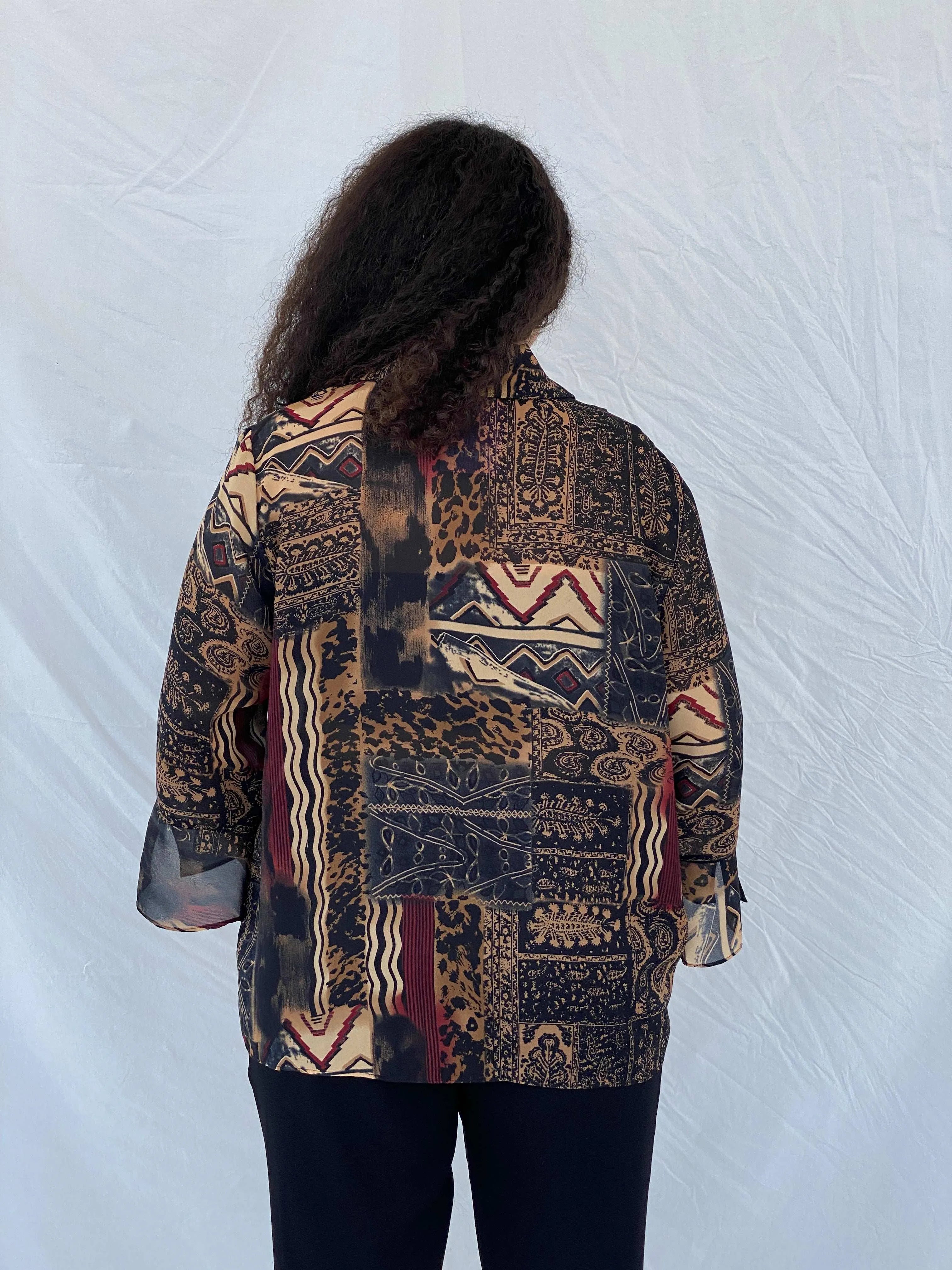 Vintage Studio I Printed Full Sleeve Shirt - XL - Balagan Vintage Full Sleeve Shirt 00s, 90s, Deals, Dina, full sleeve shirt, printed shirt, shorts