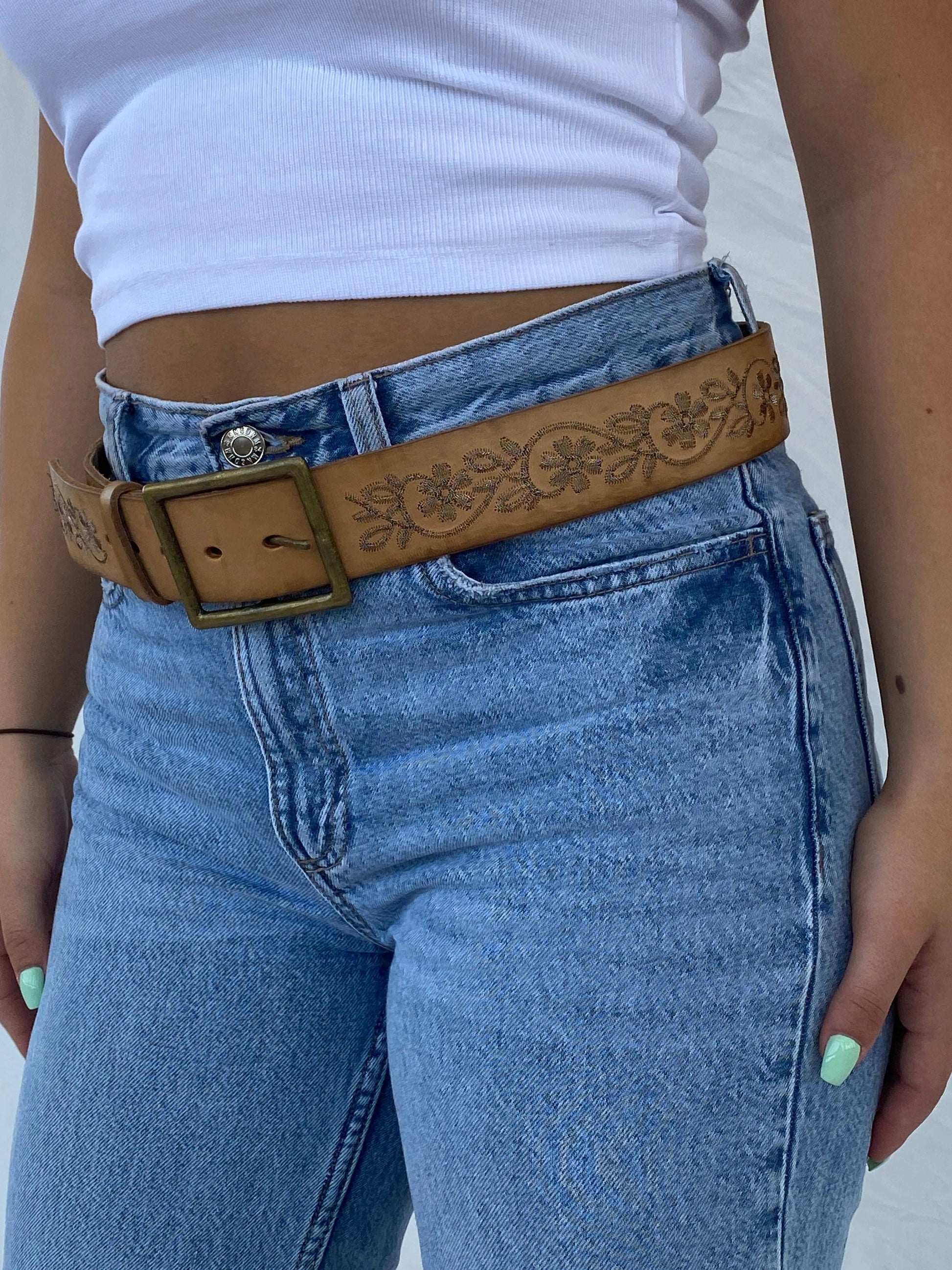 Vintage Western Style Cowboy Floral Embroidered Beige Belt - Balagan Vintage 80s, belt, cowboy, Lana