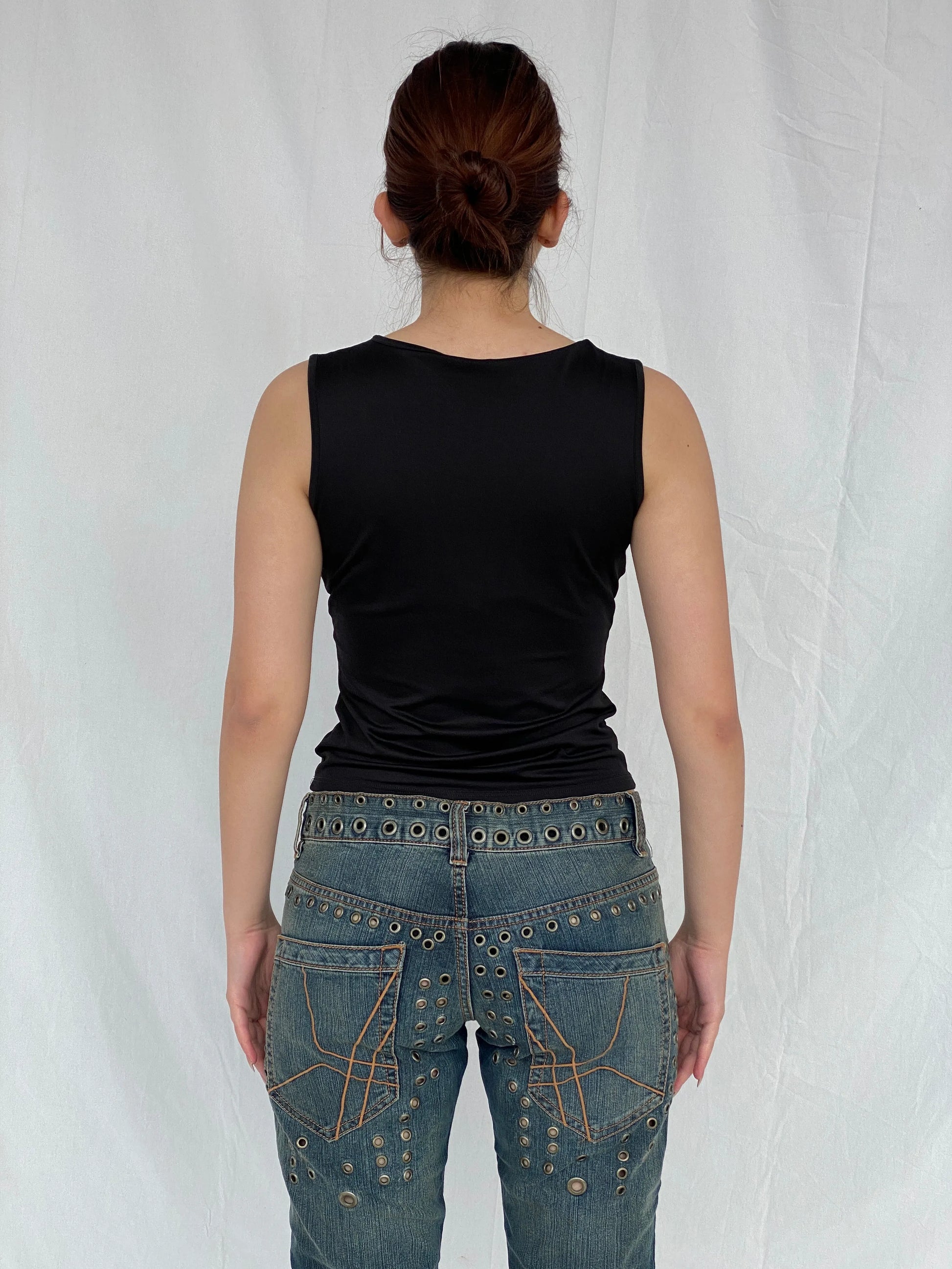 Vintage Women’s Black Sleeveless V-Neck Basic Top - M - Balagan Vintage Sleeveless Top 00s, 90s, Ayah, sleeveless top