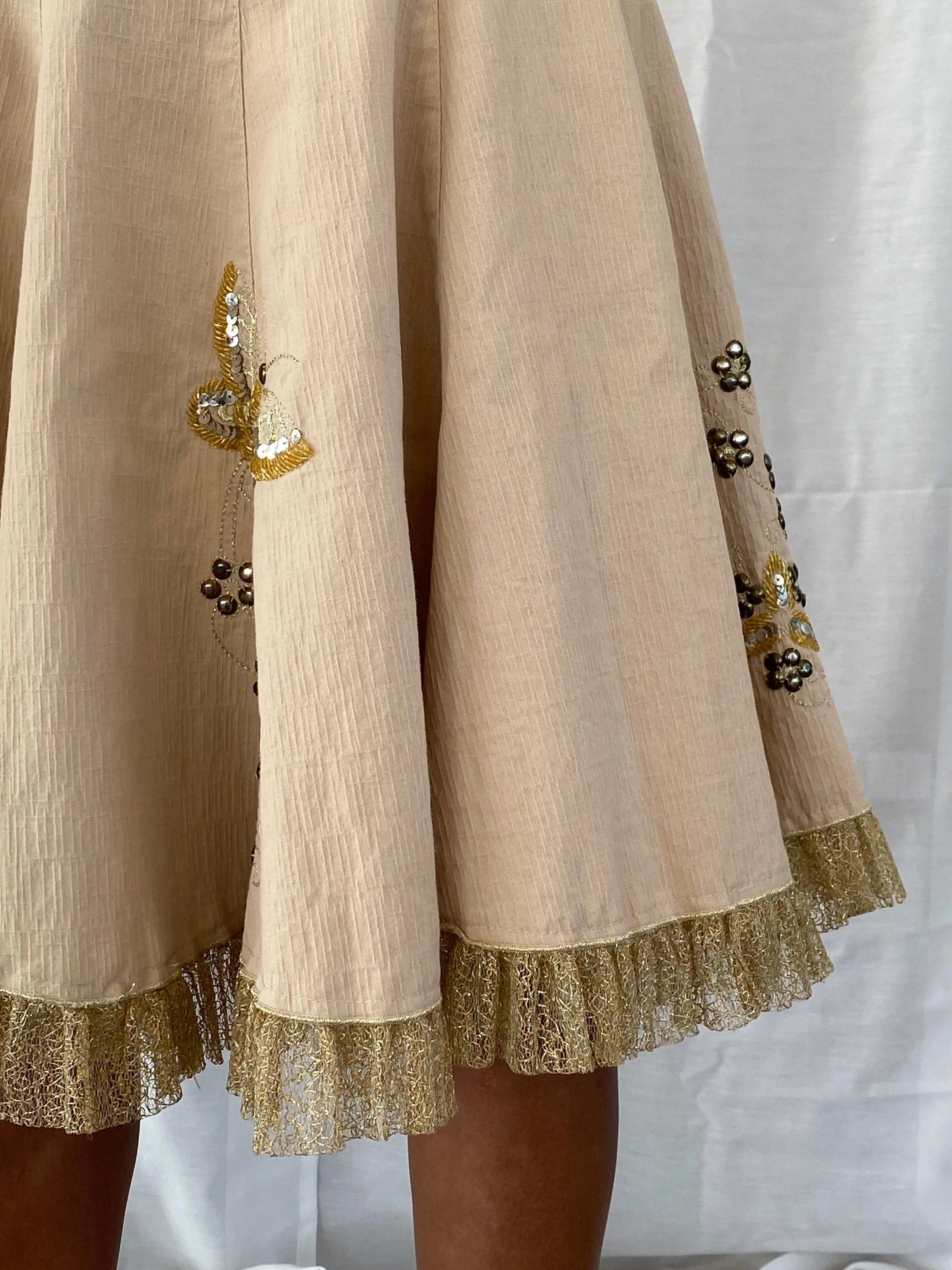 Vintage Y2K KS Embroidered Beige Midi Tulle Hem Skirt - XS - Balagan Vintage Midi Skirt 90s, mini skirt, summer, Tojan